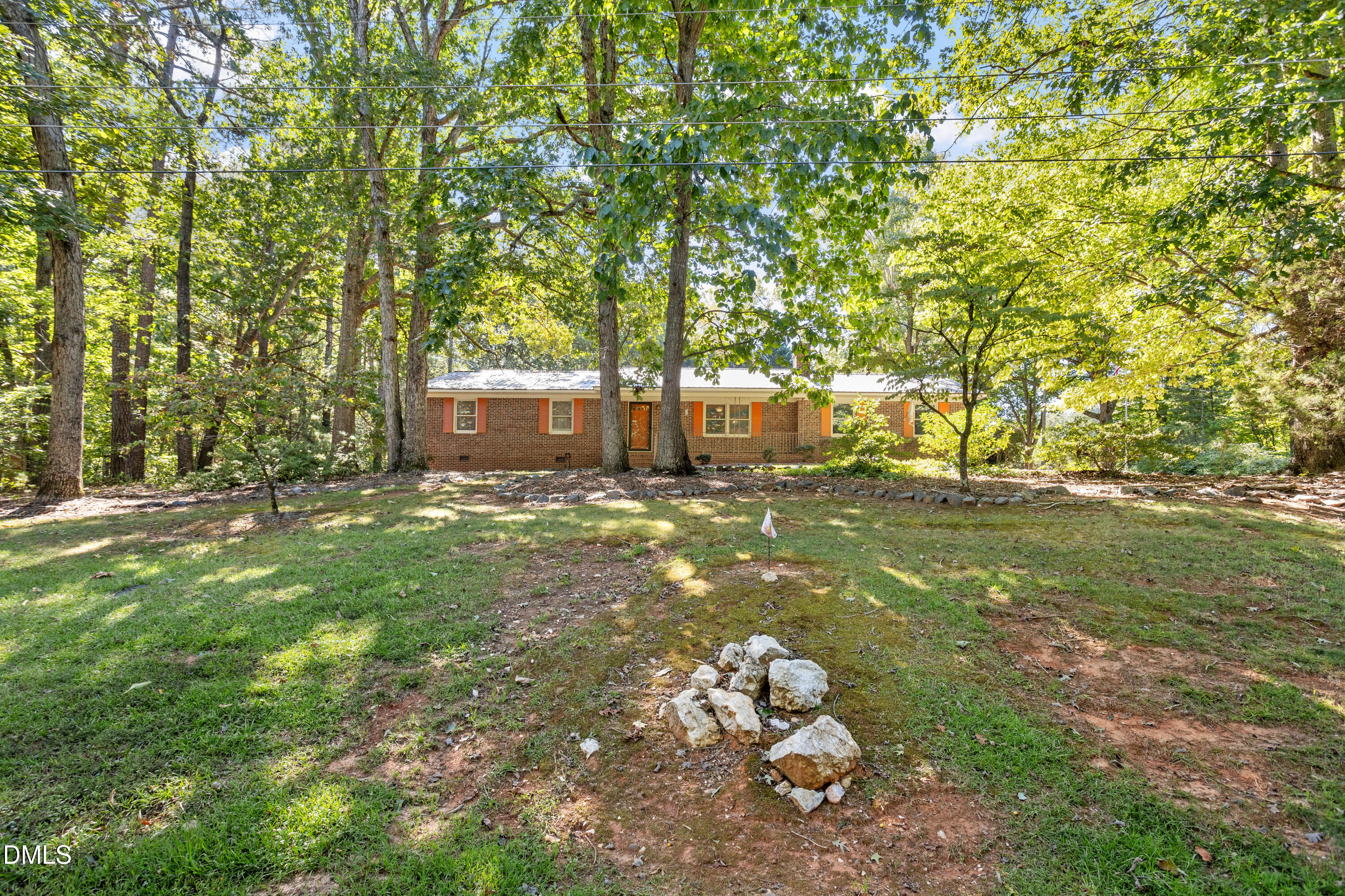 8304 Hillcrest Farm Road — photo