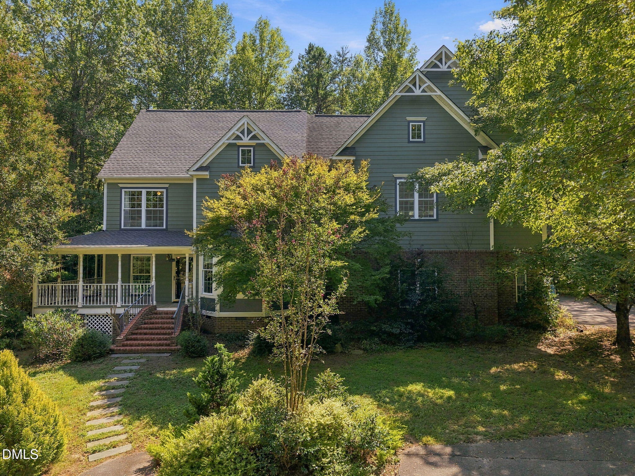 3717 Angus Lane — photo