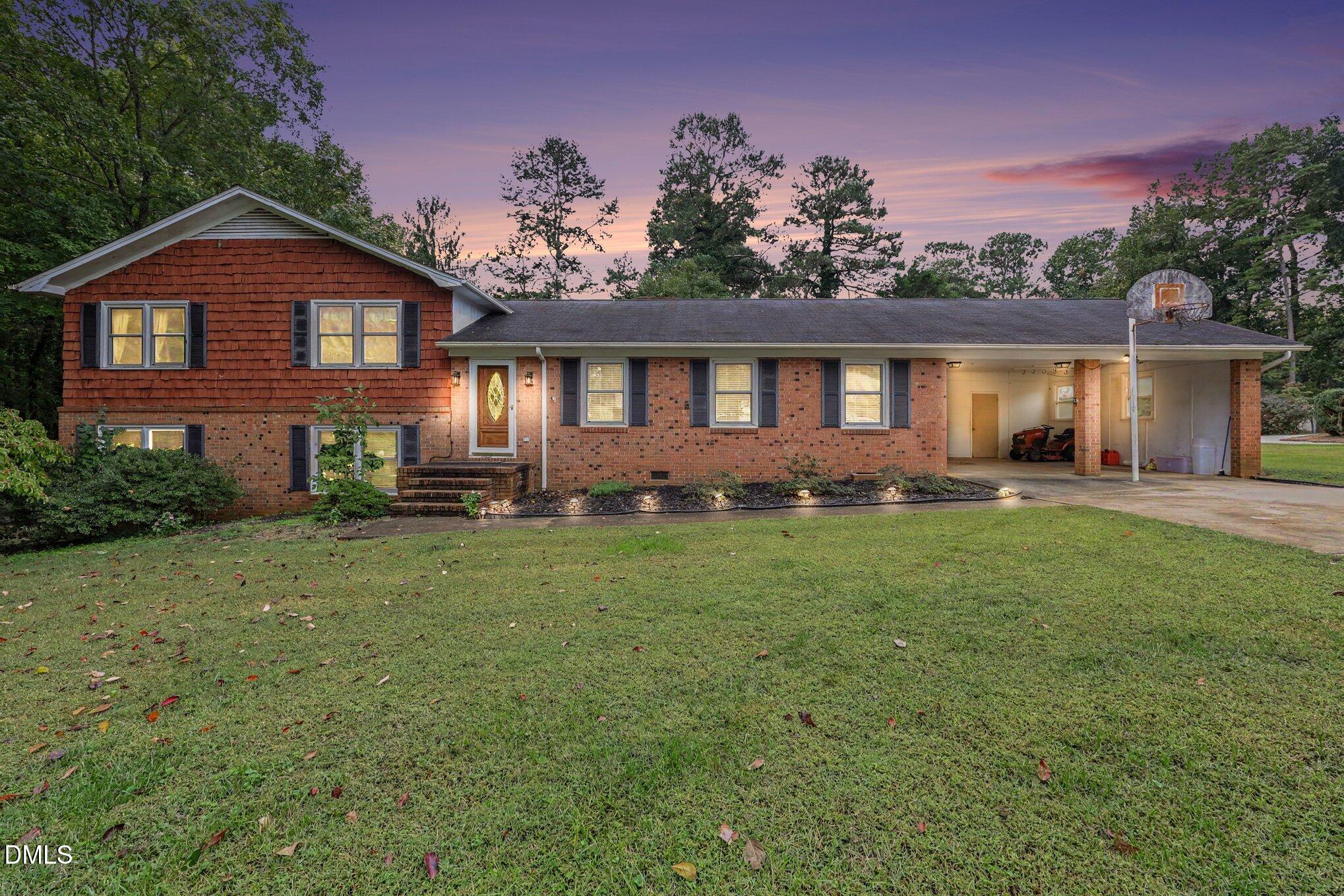 1001 Parkwood Drive — photo