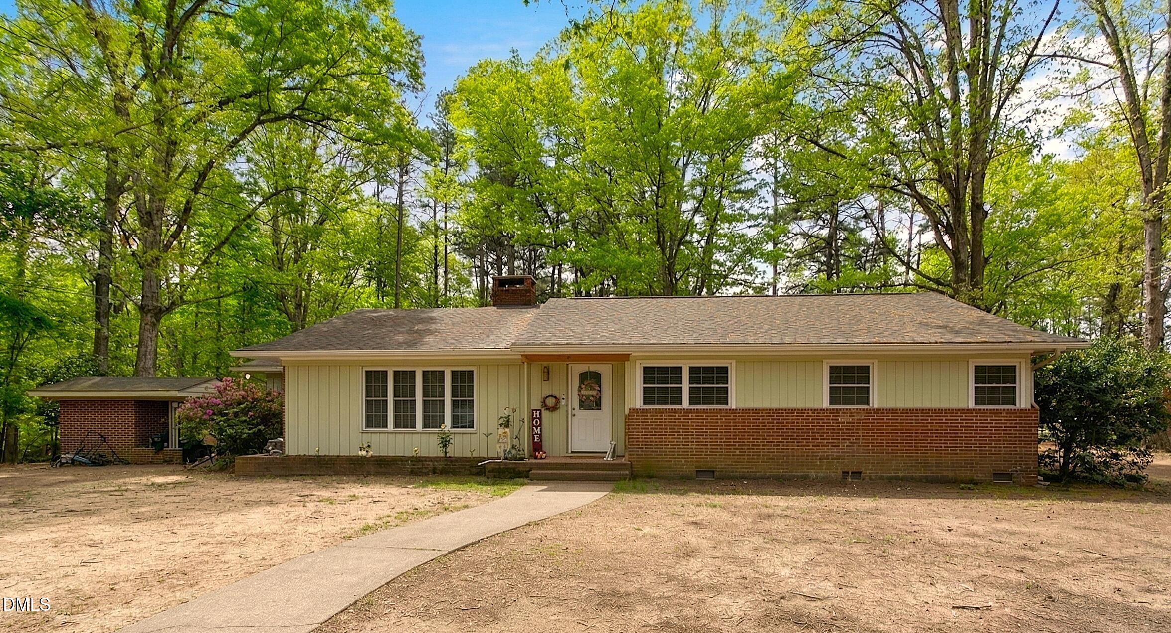 510 Goodwin Road — photo