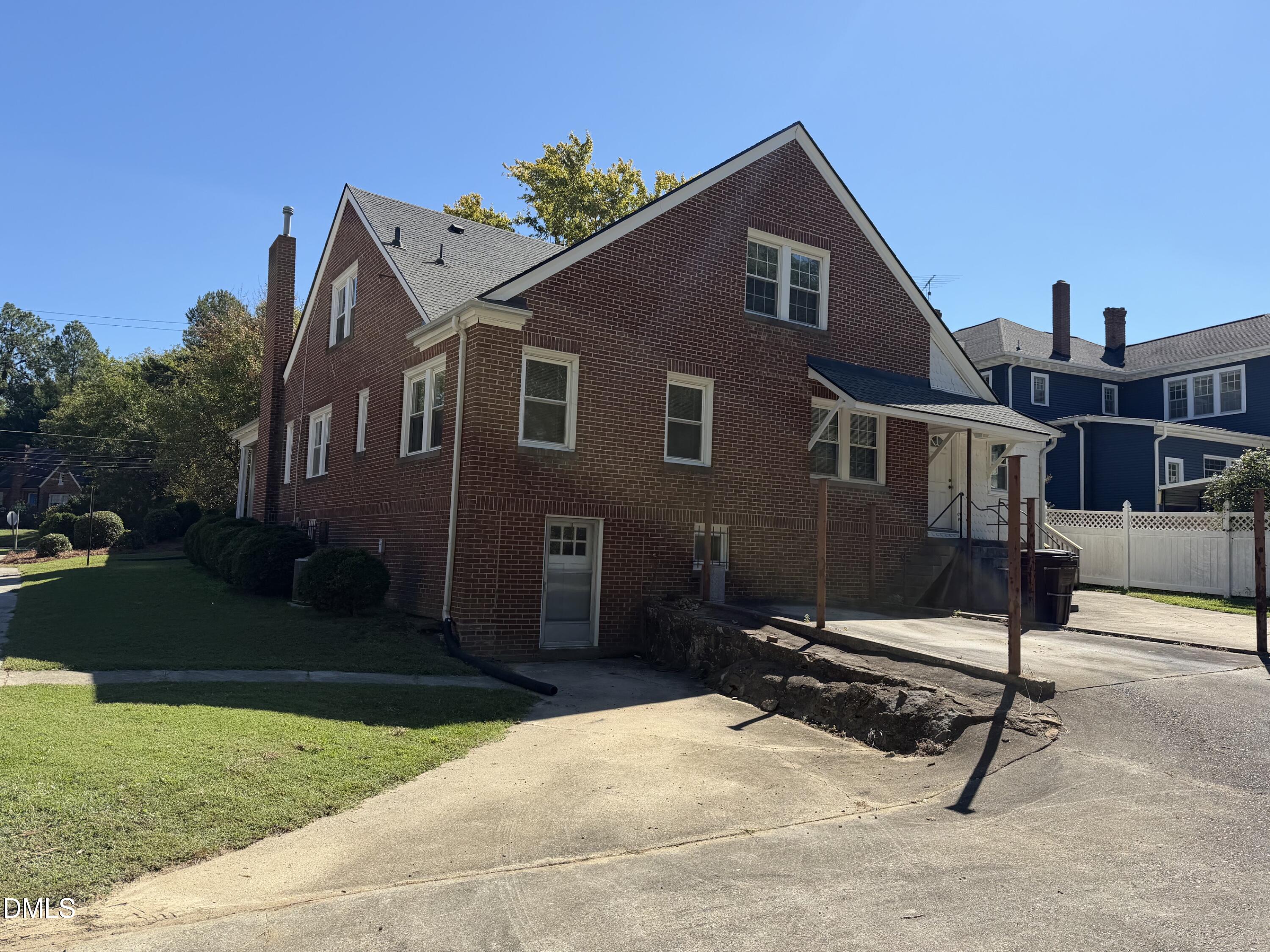407 N Main Street — photo