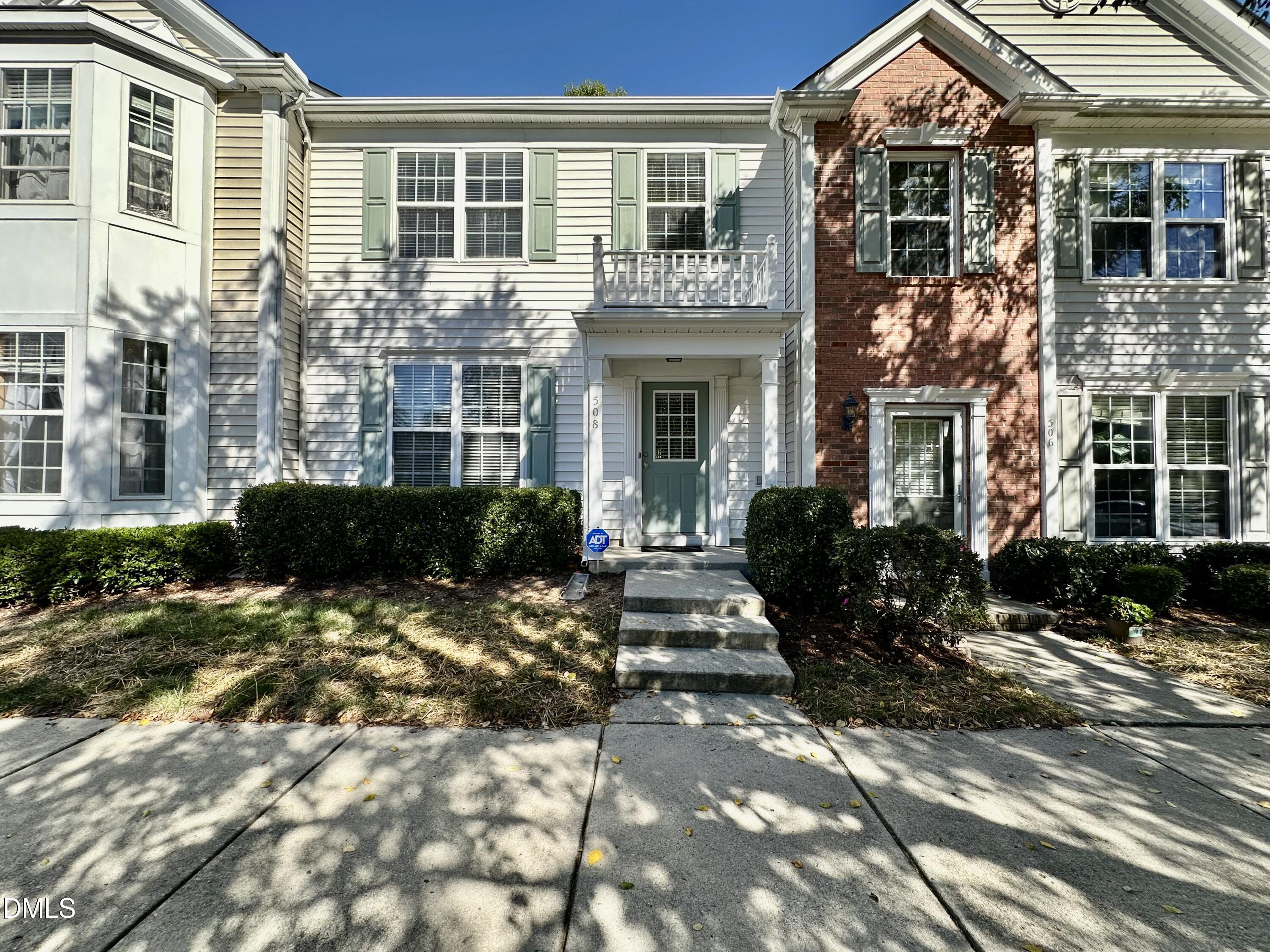 508 Canyon Lake Circle — photo