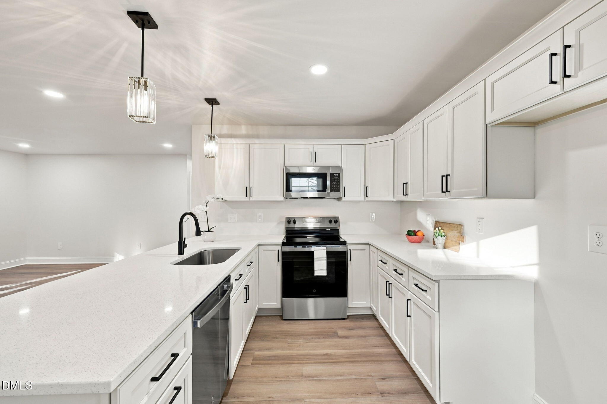 1002 Louis Street — photo