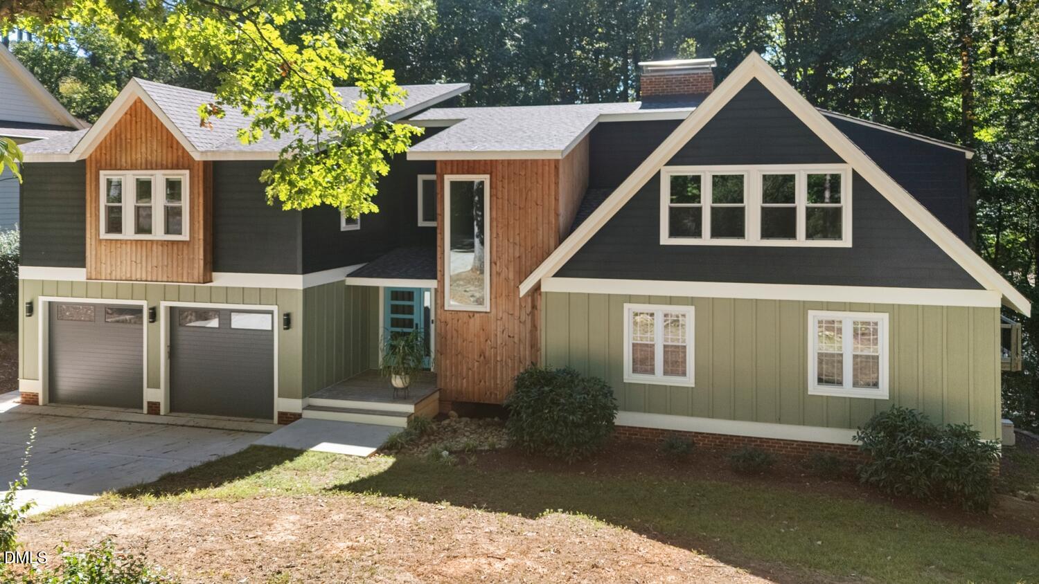 1009 Collins Drive — photo