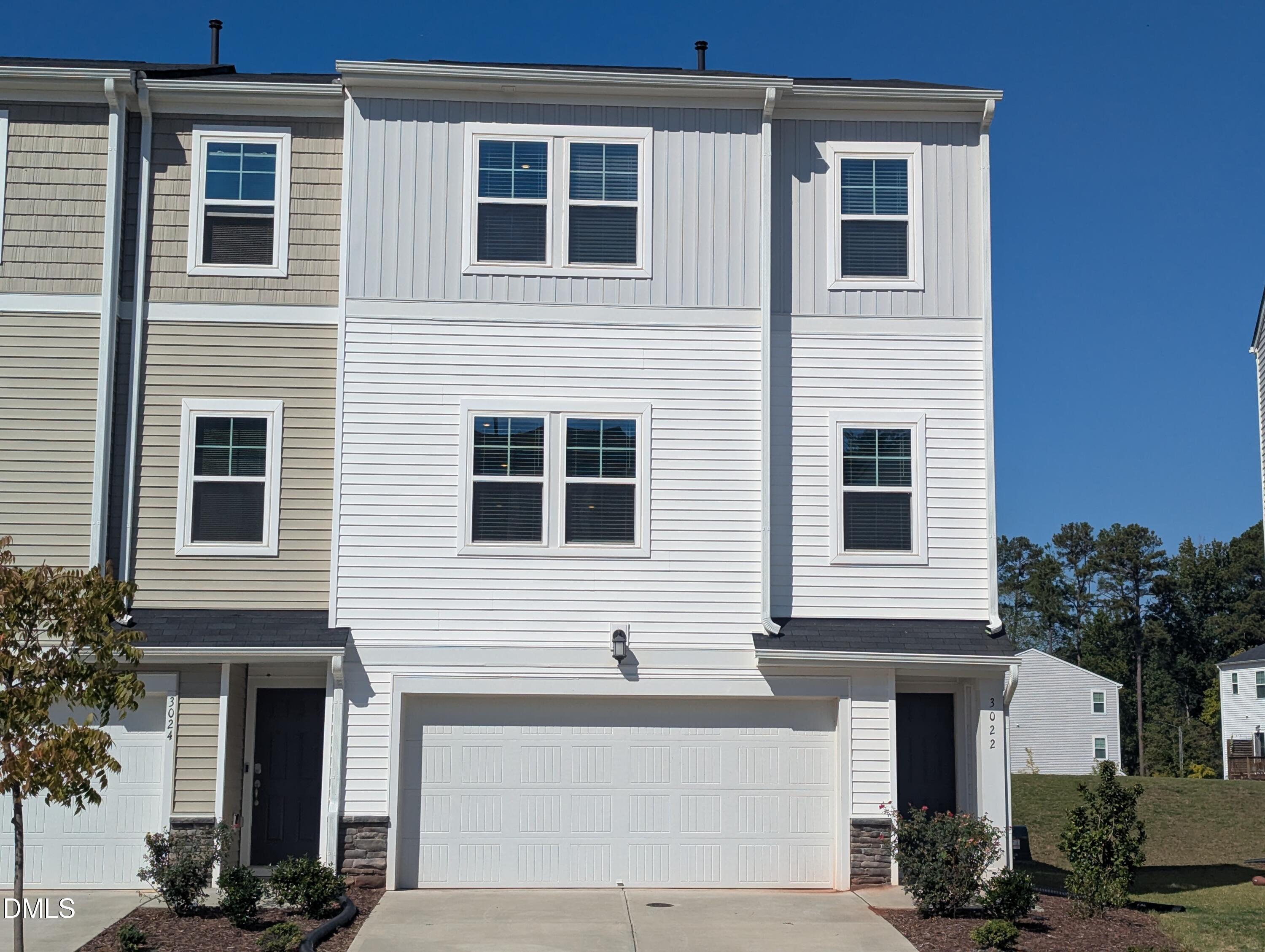 3022 Castle Loch Lane — photo