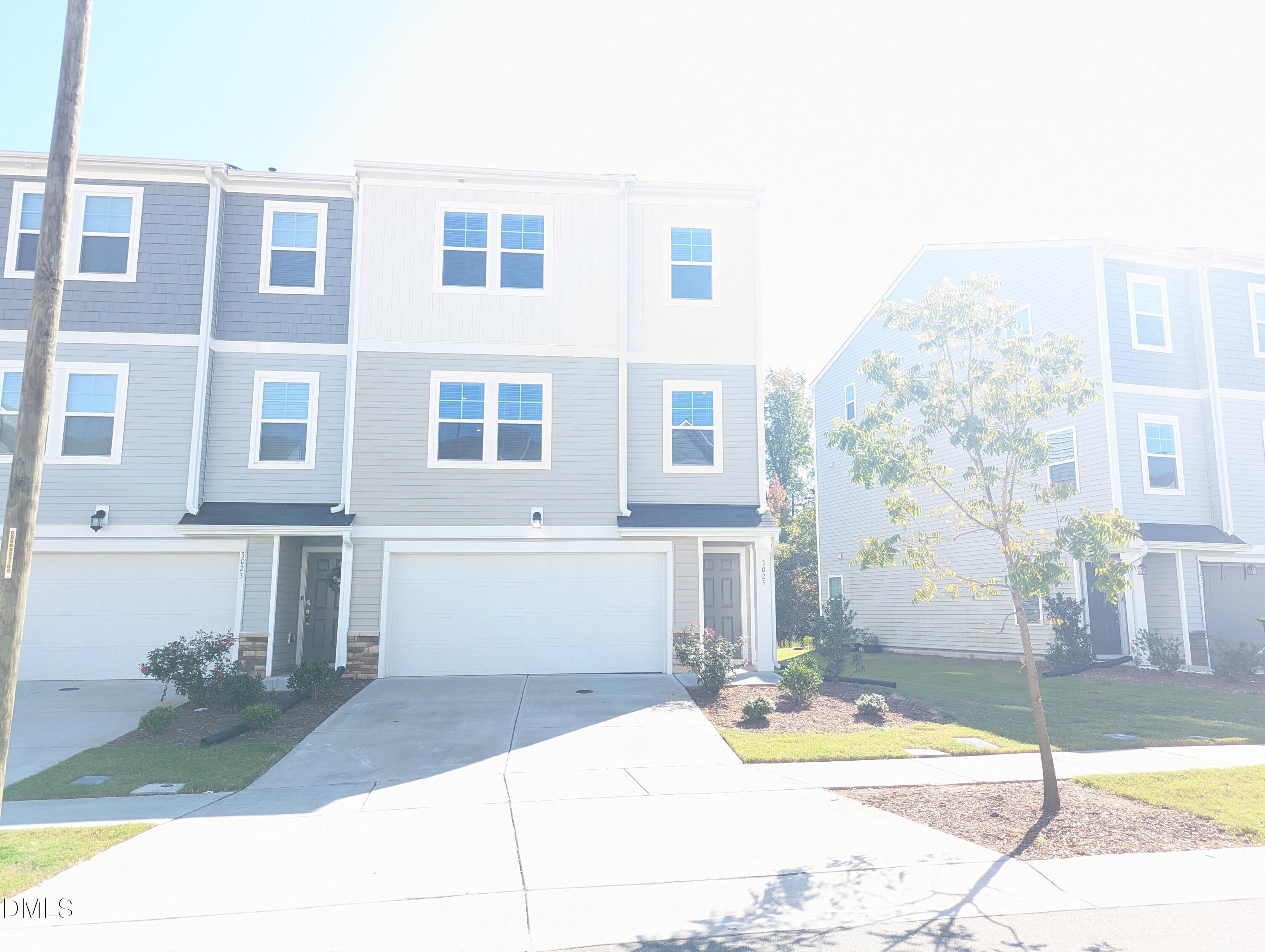 3025 Castle Loch Lane — photo