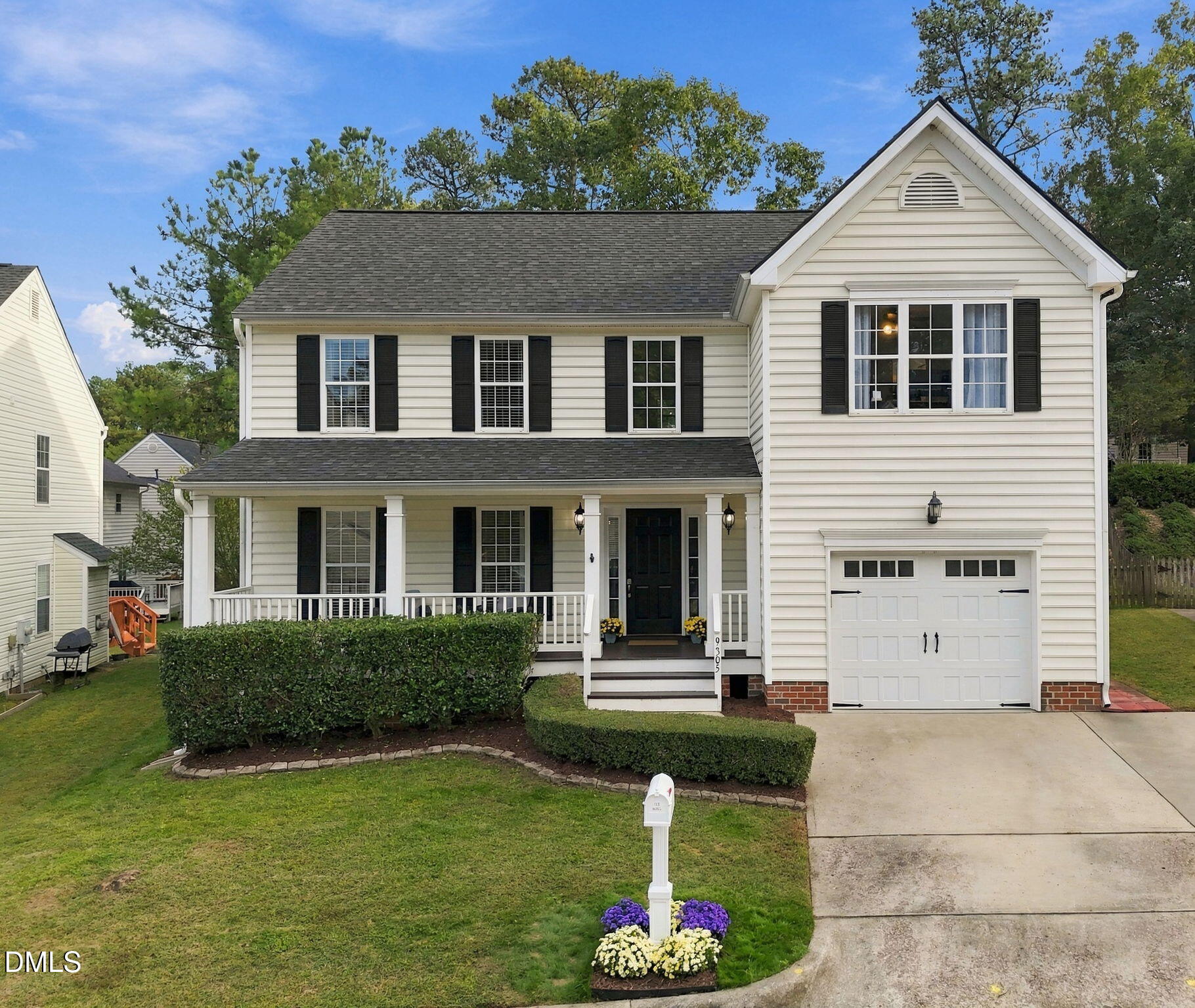 9305 Tewkesbury Court — photo