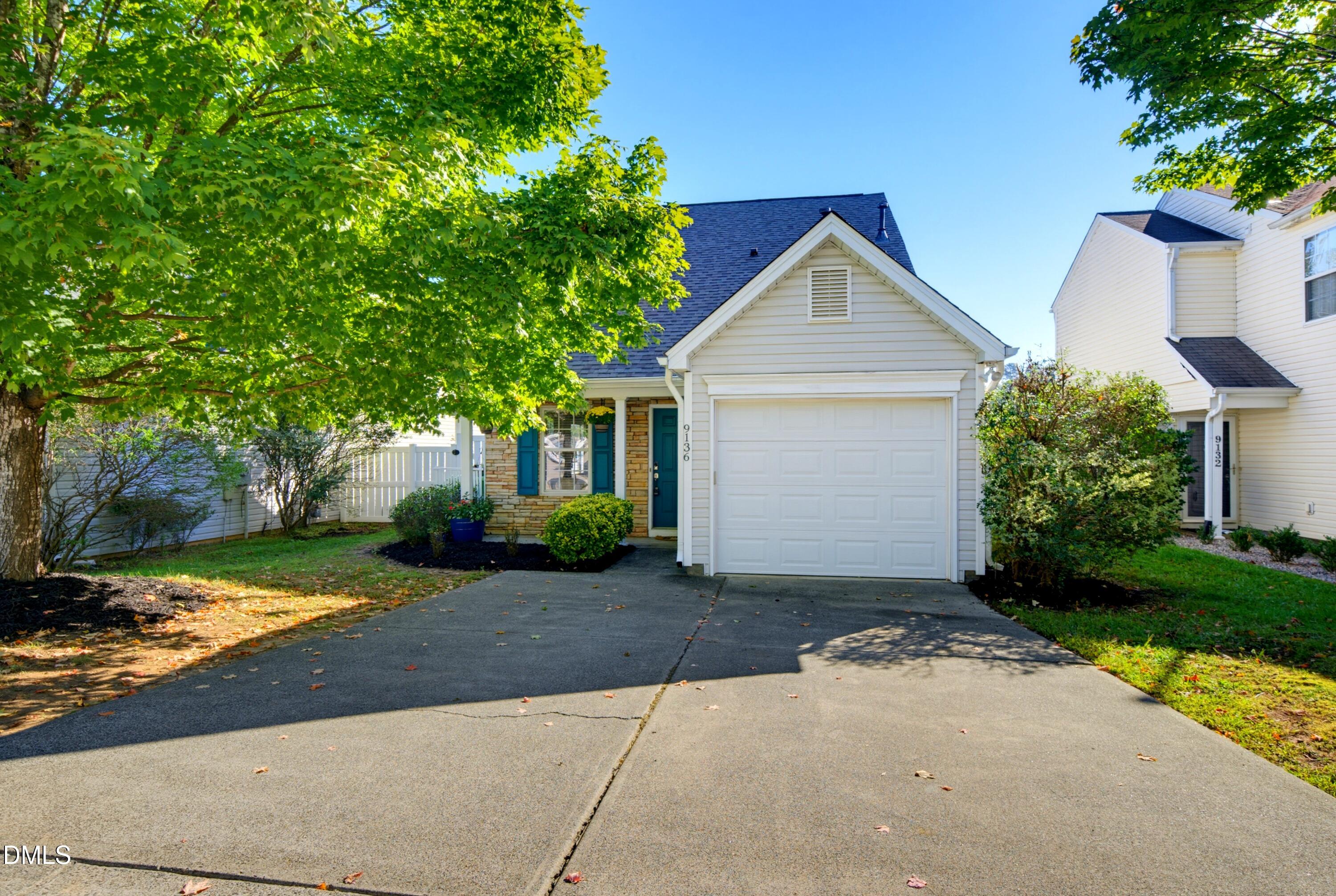 9136 Colony Village Lane — photo