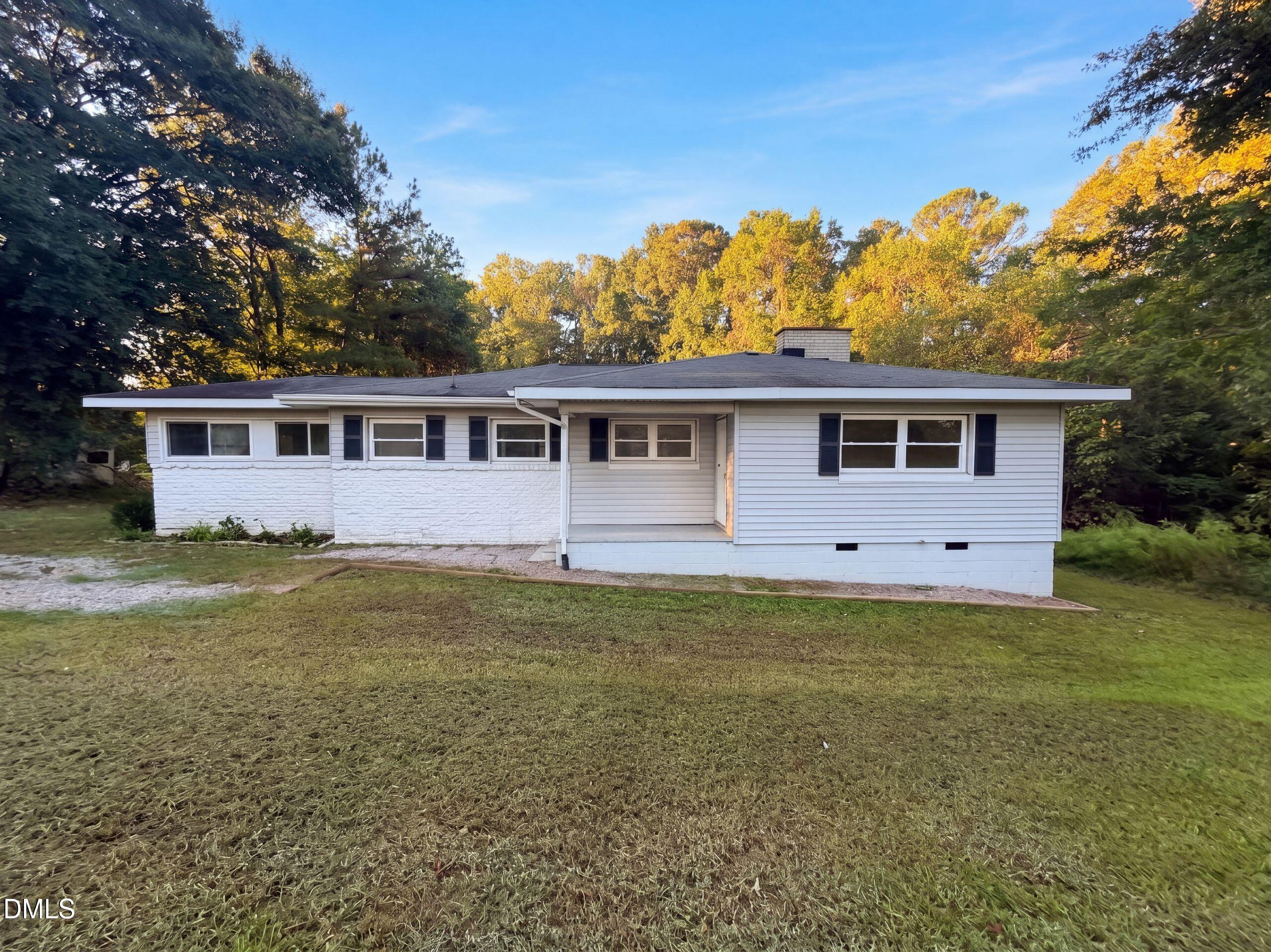 1309 Legend Road — photo