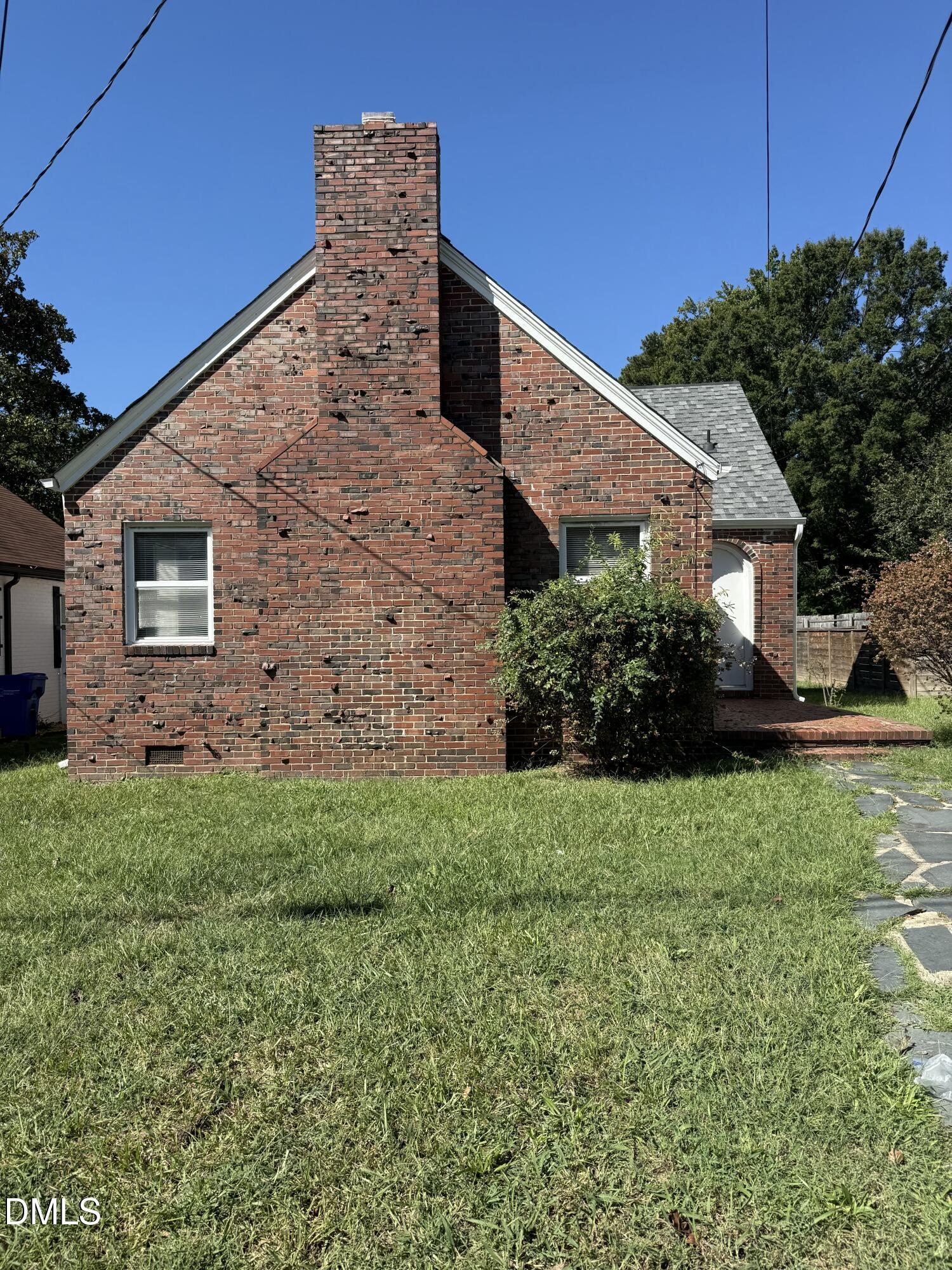 2705 N Roxboro Street — photo
