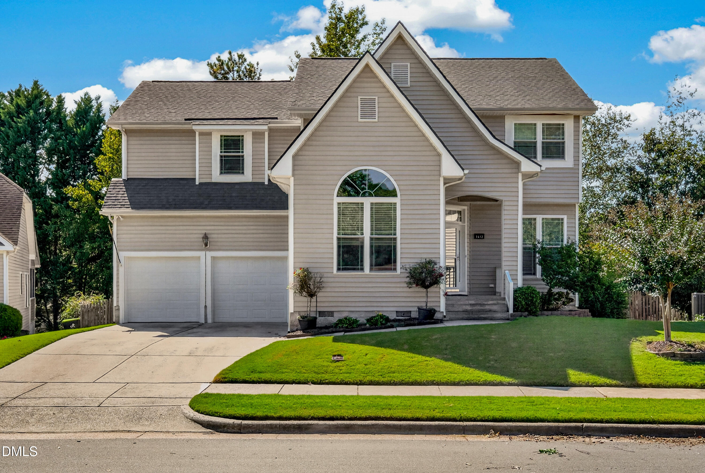 1412 Willow Leaf Way — photo