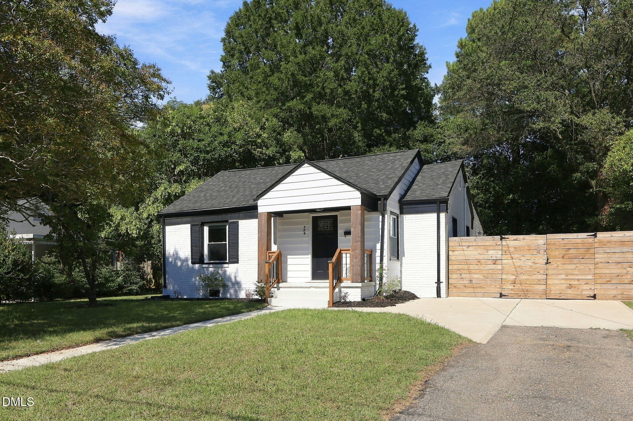 709 Brighton Road, Raleigh, NC 27610 — photo 3