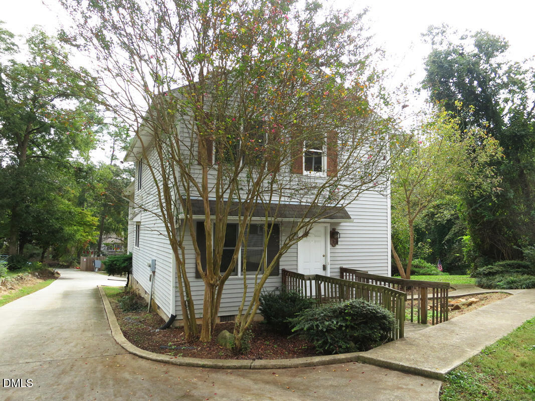 737 Edwards Street Unit a — photo