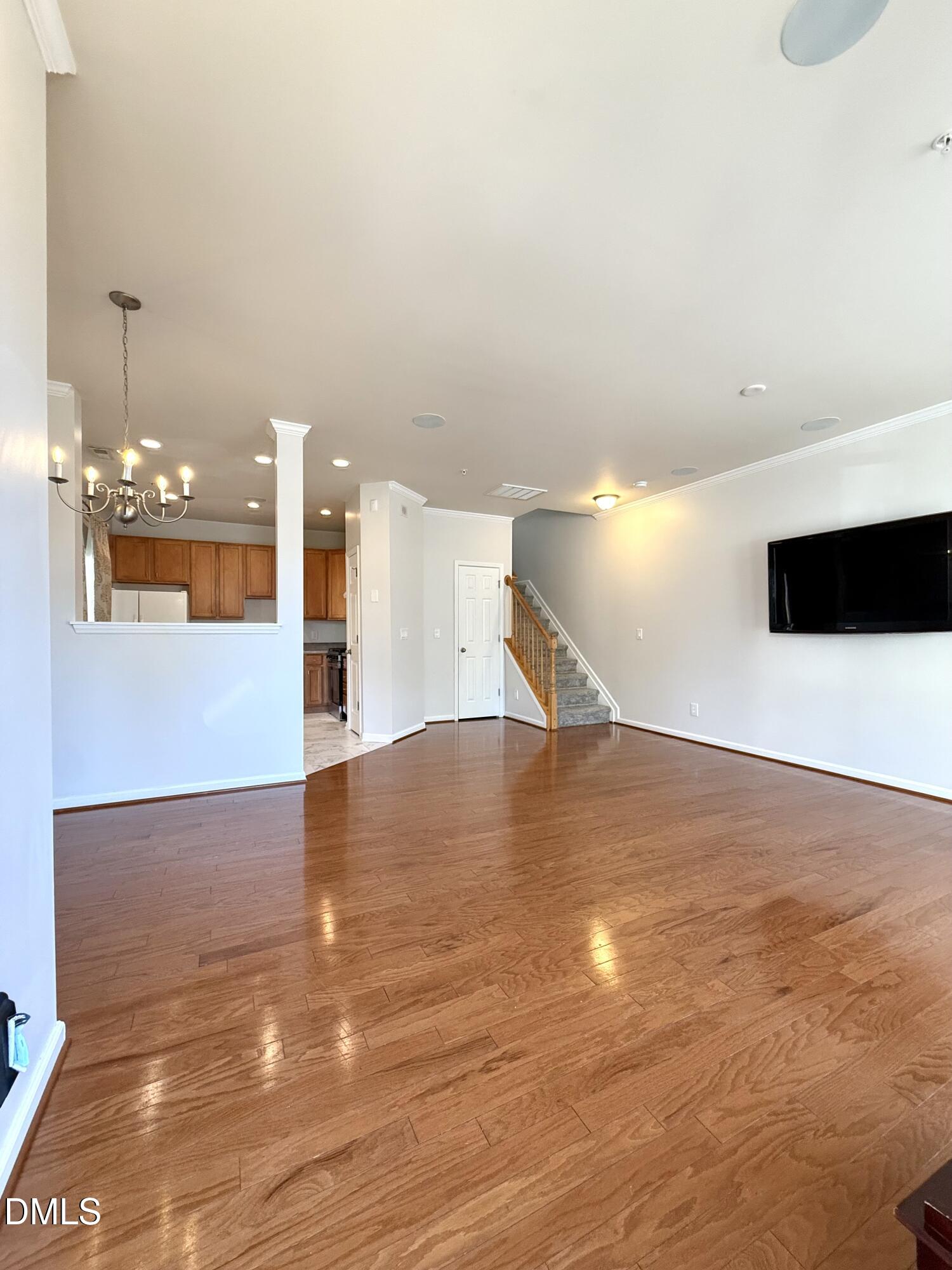 2221 Raven Road Unit 100 — photo