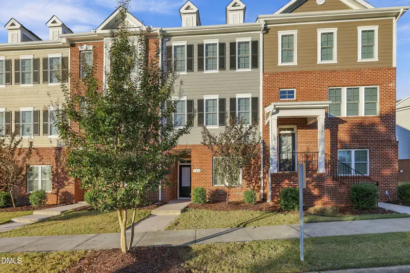 988 Gateway Commons Circle — photo