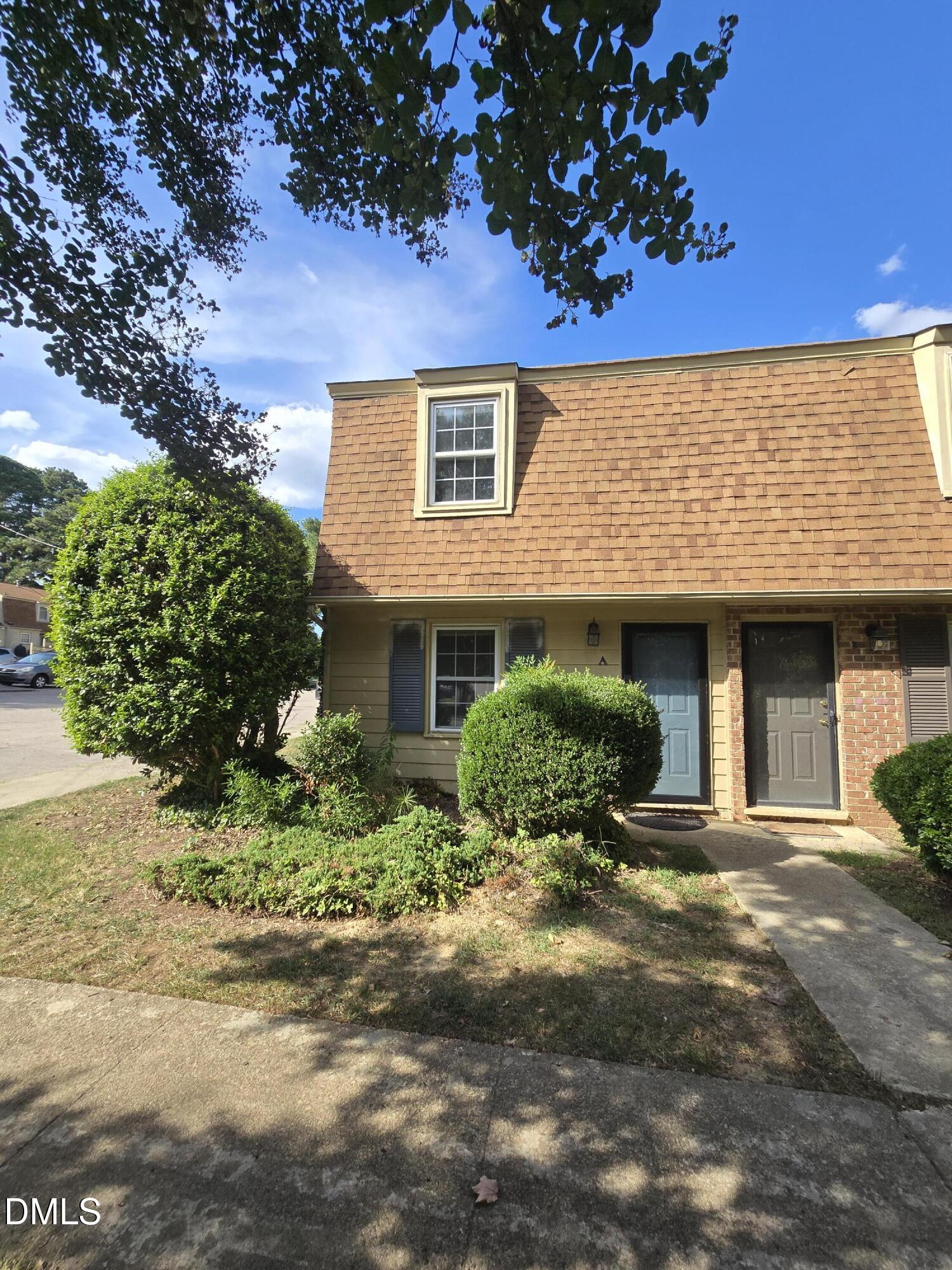 4812 Blue Bird Court Unit a — photo