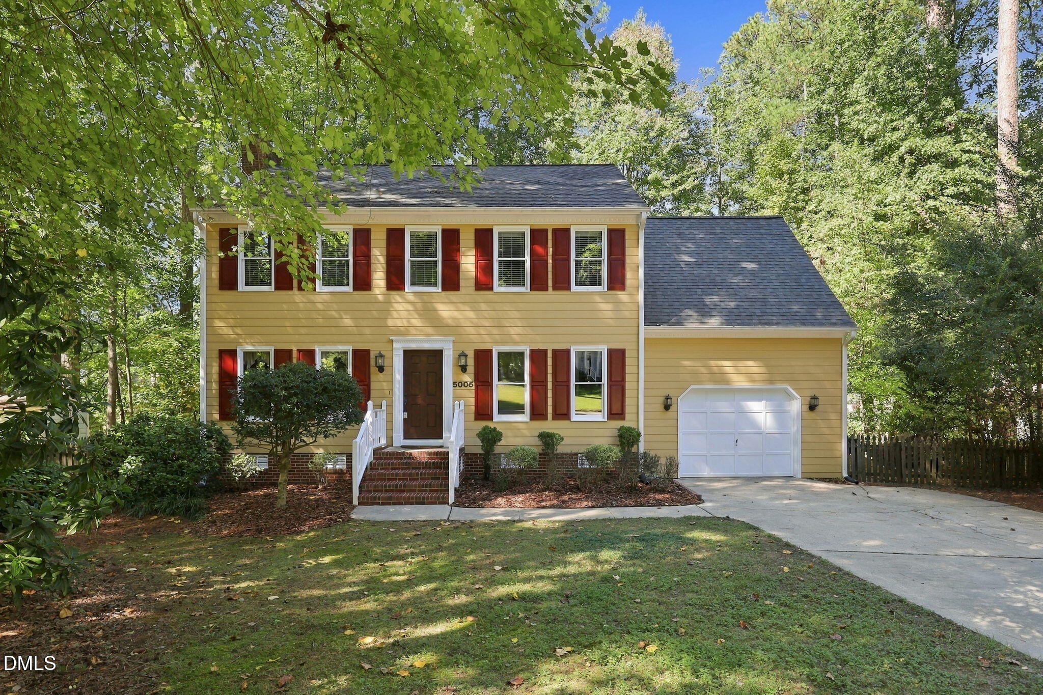 5005 Denham Court — photo