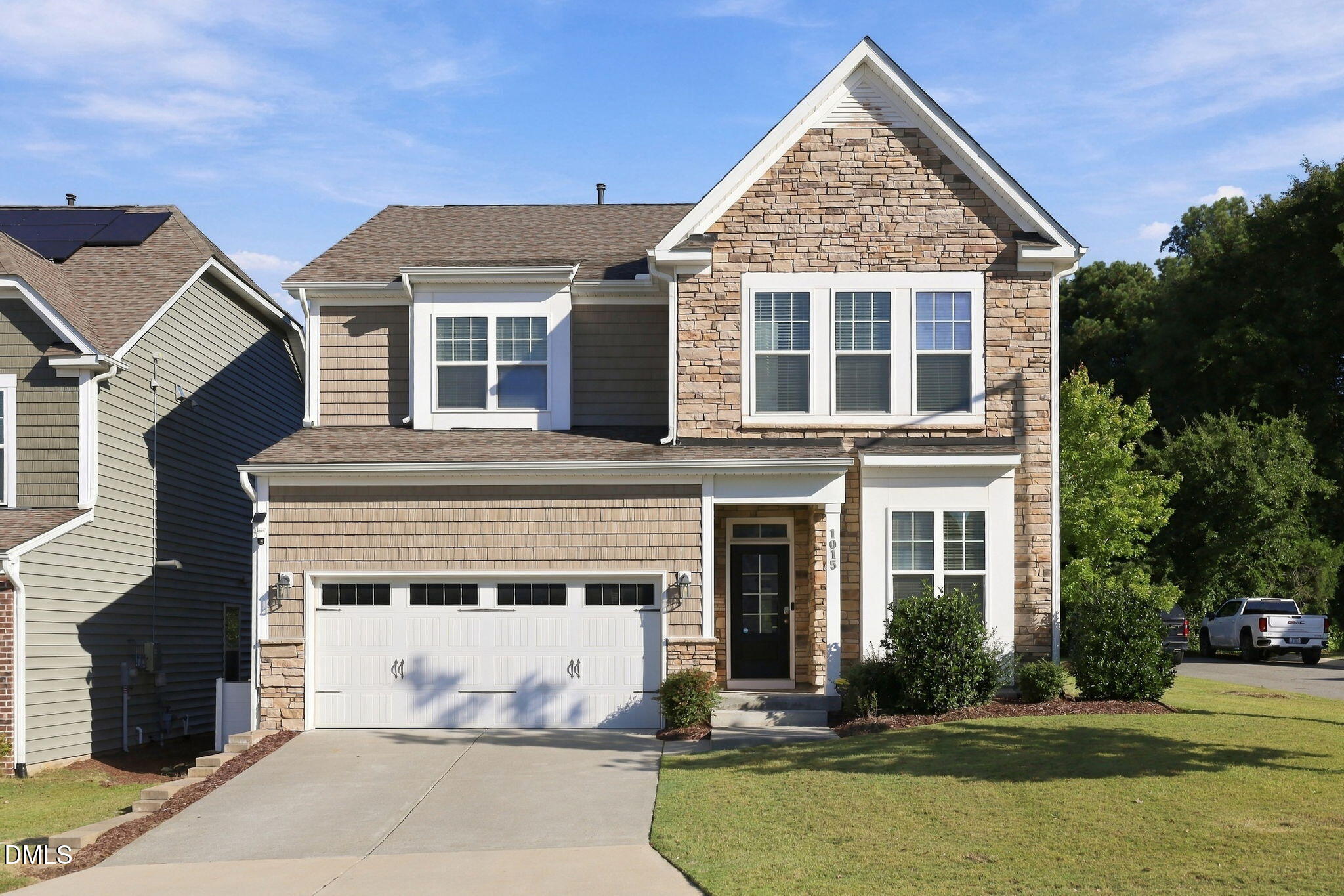 1015 Meadow Pond Drive — photo
