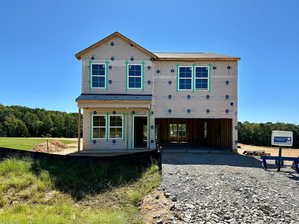 335 Buckthorn Drive — photo