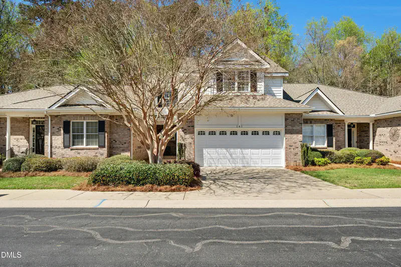 161 Lake Park Circle — photo
