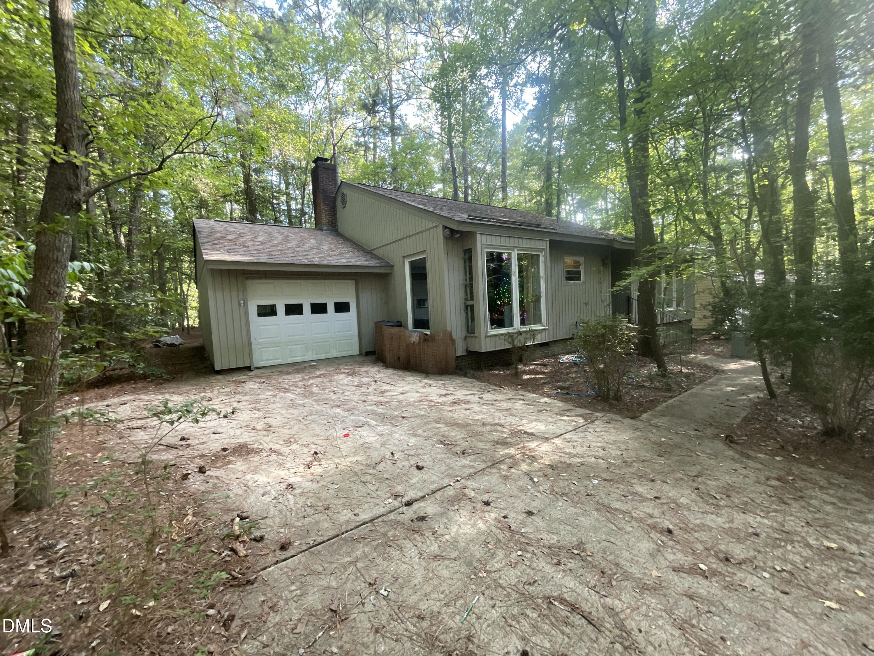 1300 W Carolina Drive — photo
