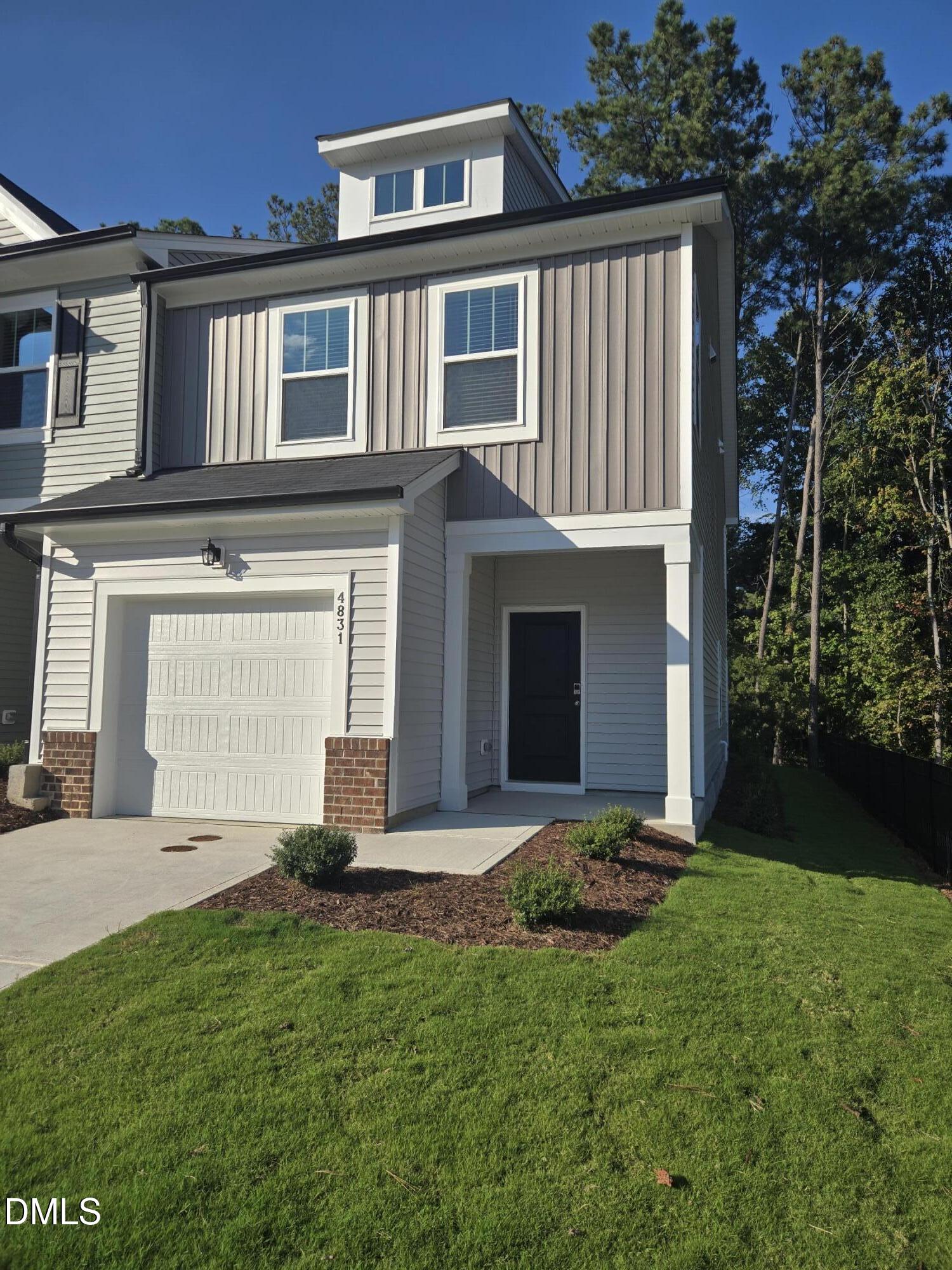 4831 Salamander Court — photo