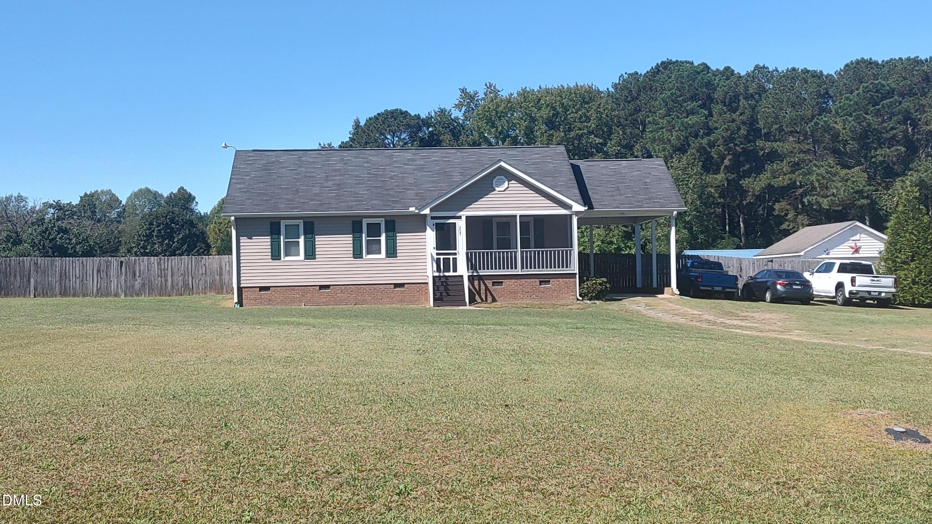 257 Marshall Lane — photo