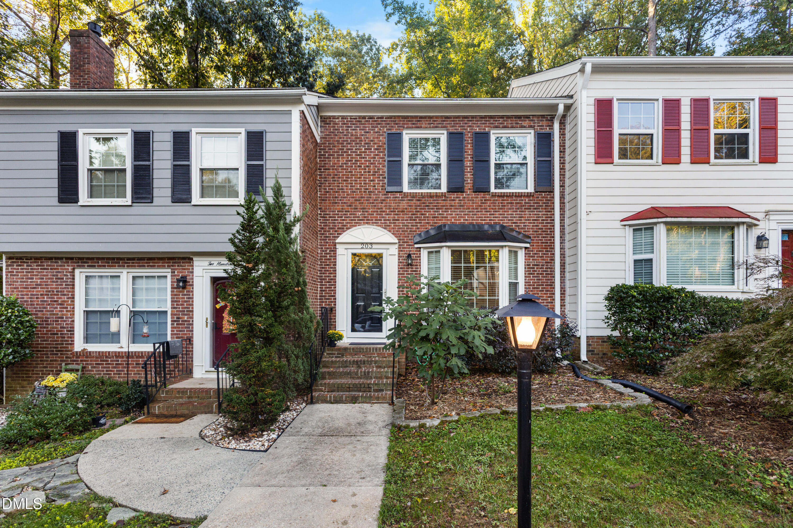 203 Barbary Court — photo