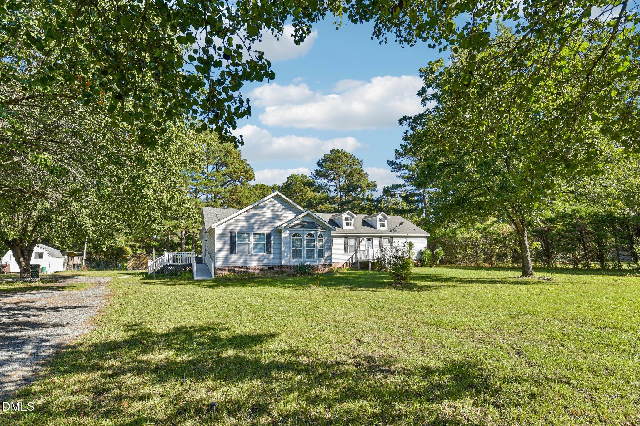 160 E Forest Oaks Drive — photo