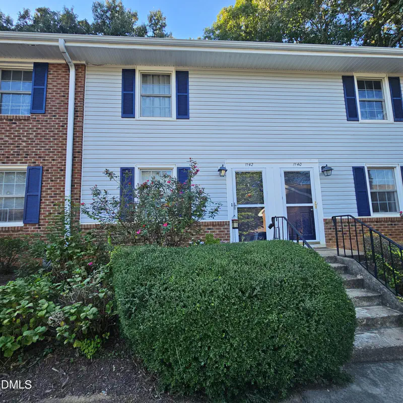 1142 Nottingham Circle — photo