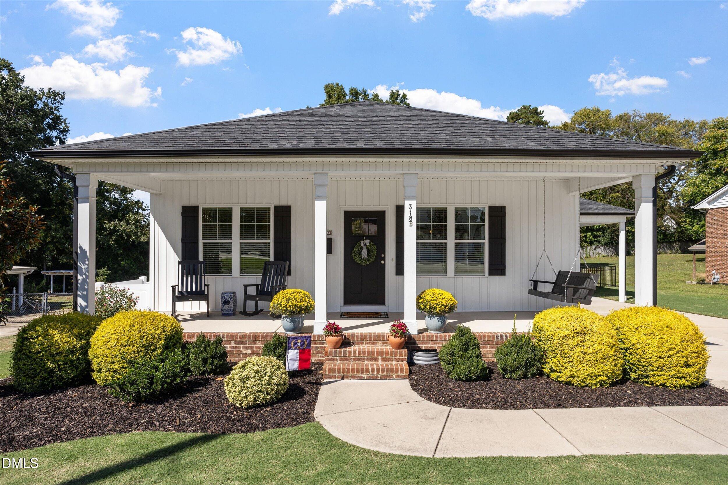 318B Crescent Drive — photo