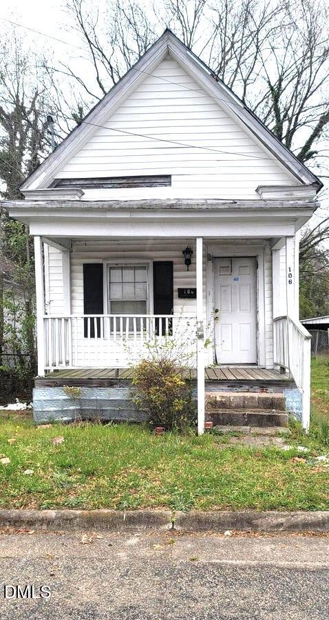 106 Ash Street E — photo