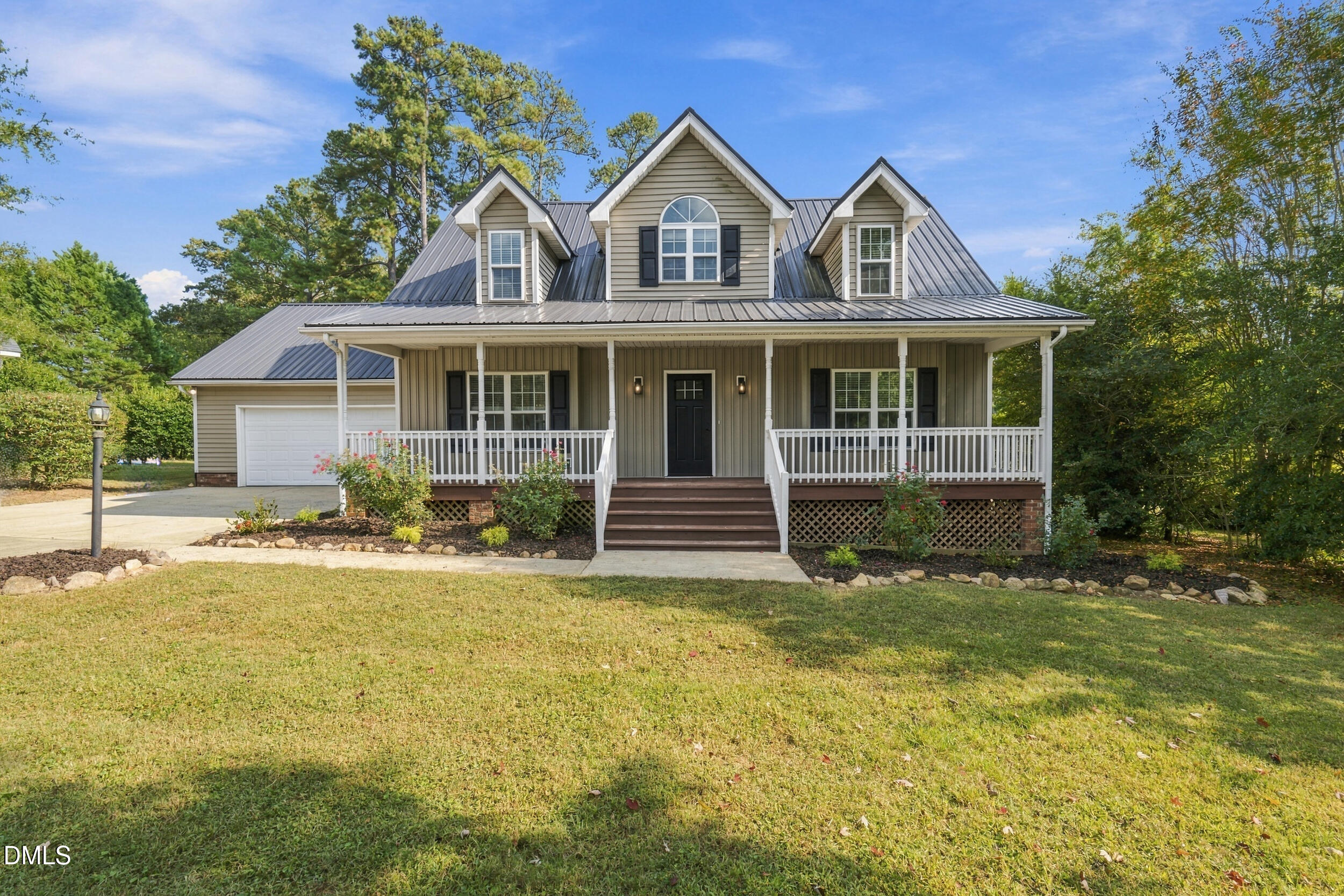 137 Evergreen Drive — photo