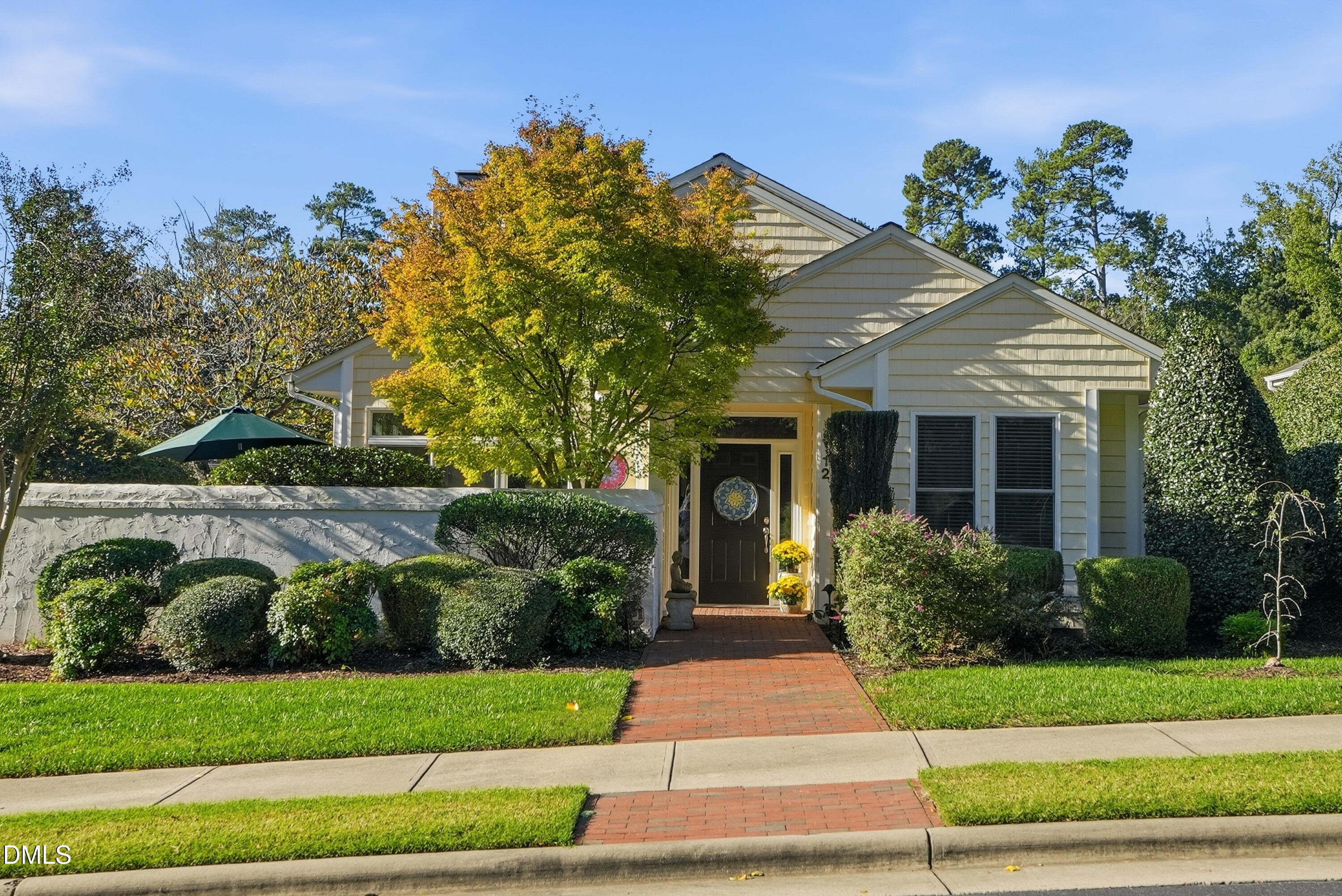12 Macon — photo