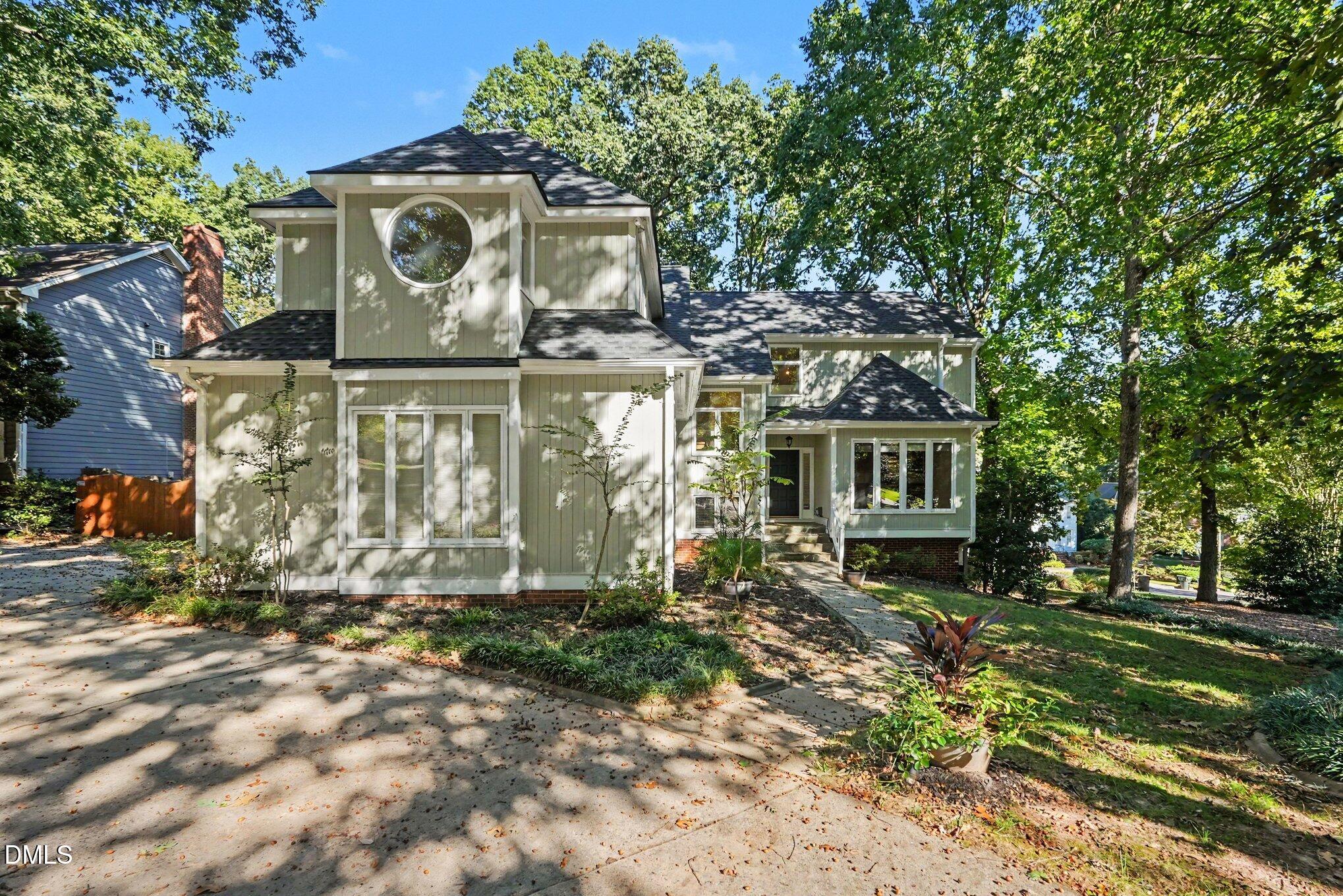 813 Vestavia Woods Drive — photo