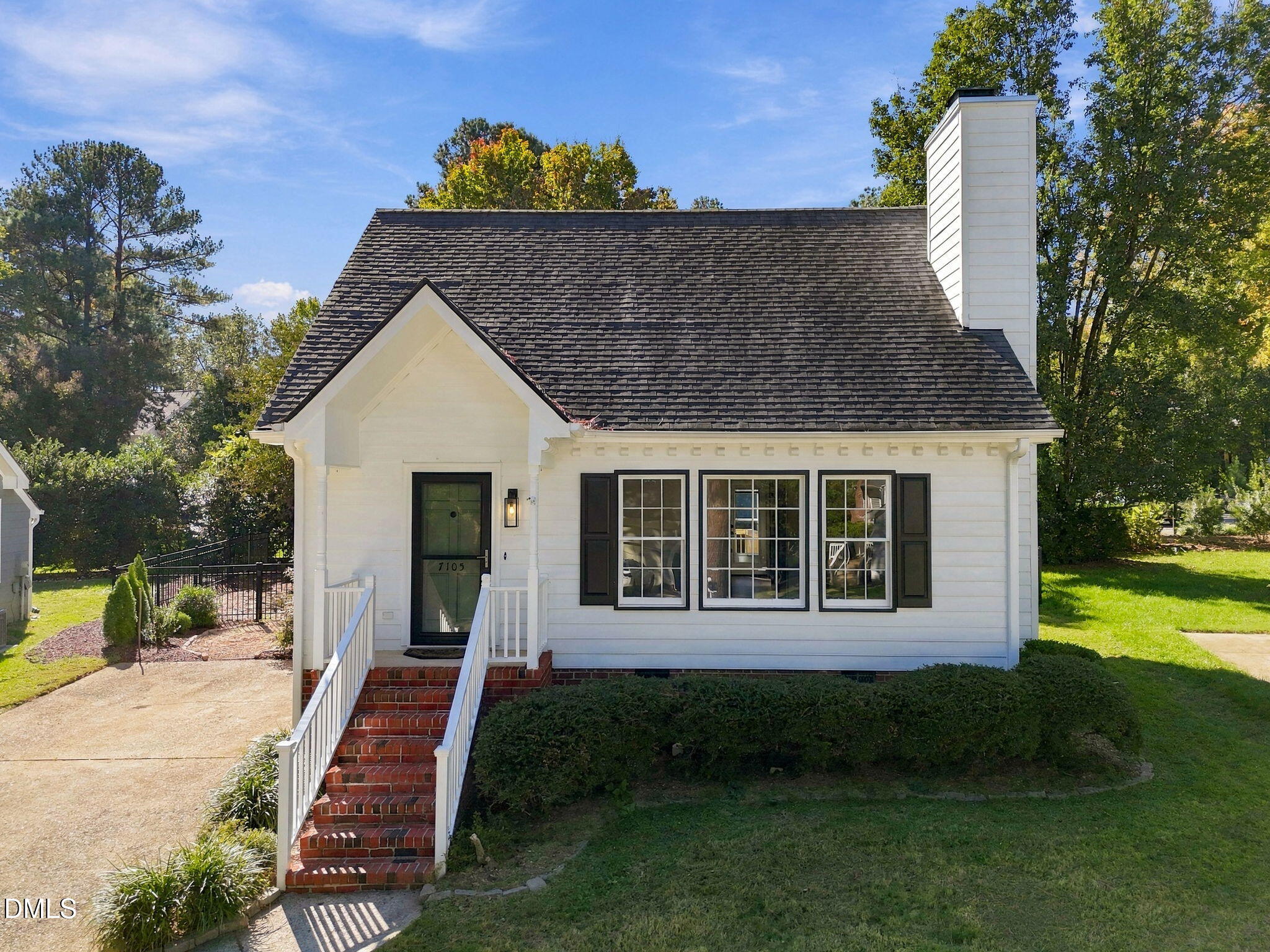 7105 Kinross Drive — photo