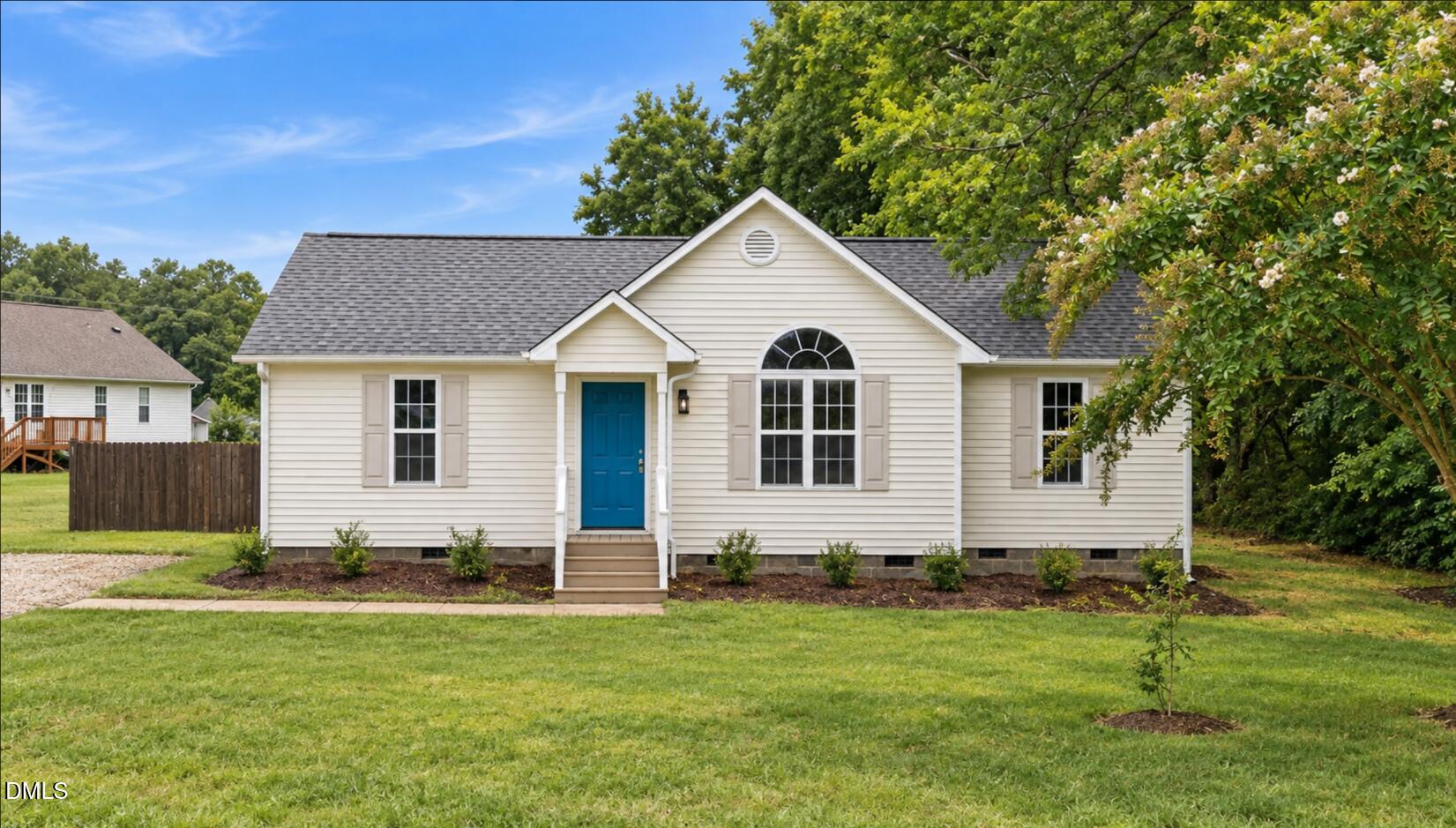 105 Poplar Court — photo