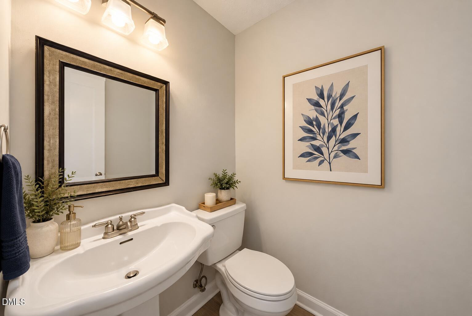 2402 Stadium Drive Unit B — photo