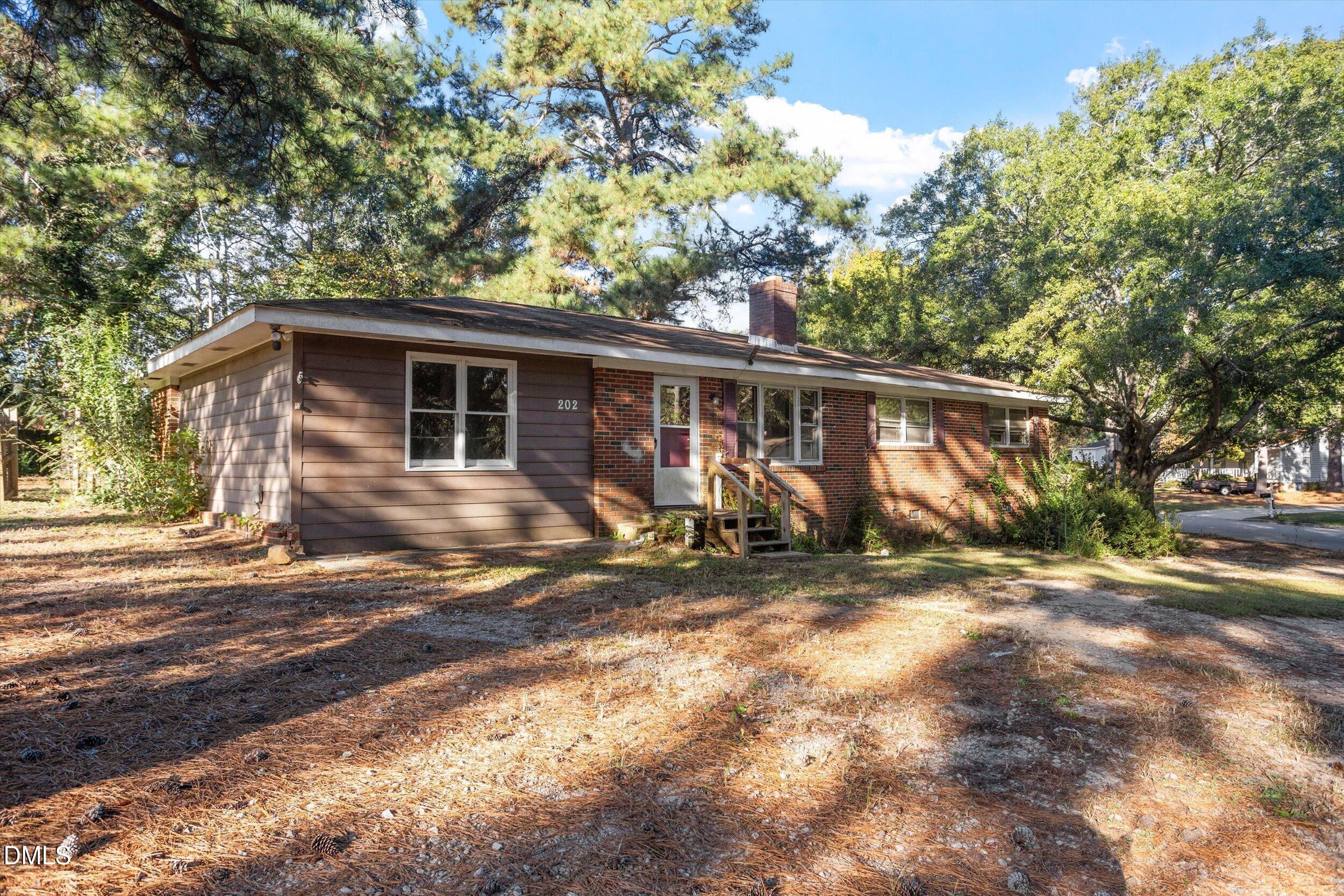202 Griffin Drive — photo