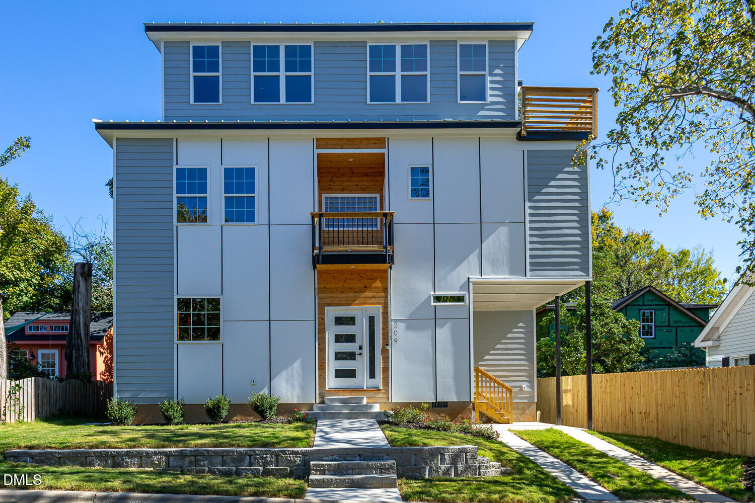 209 Freeman Street — photo