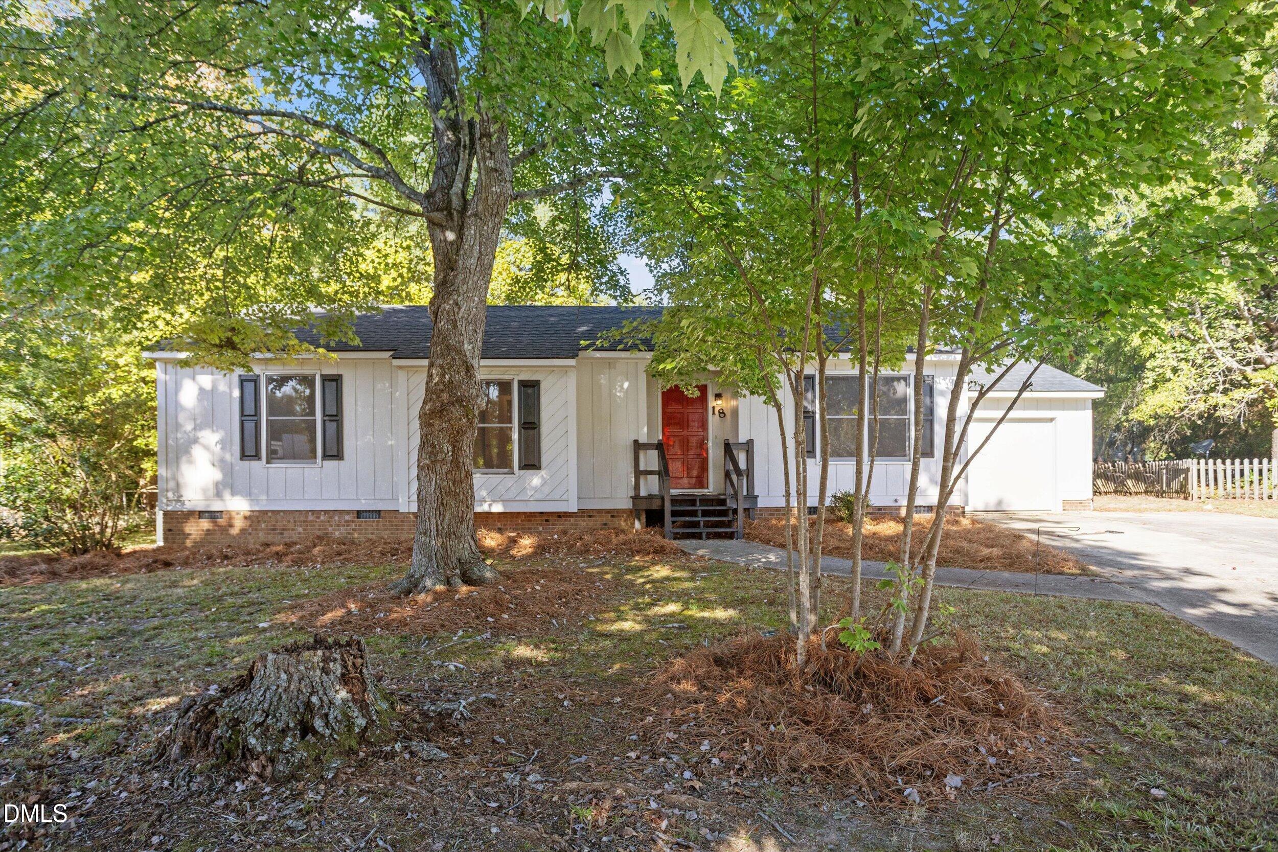 18 W Hester Court — photo