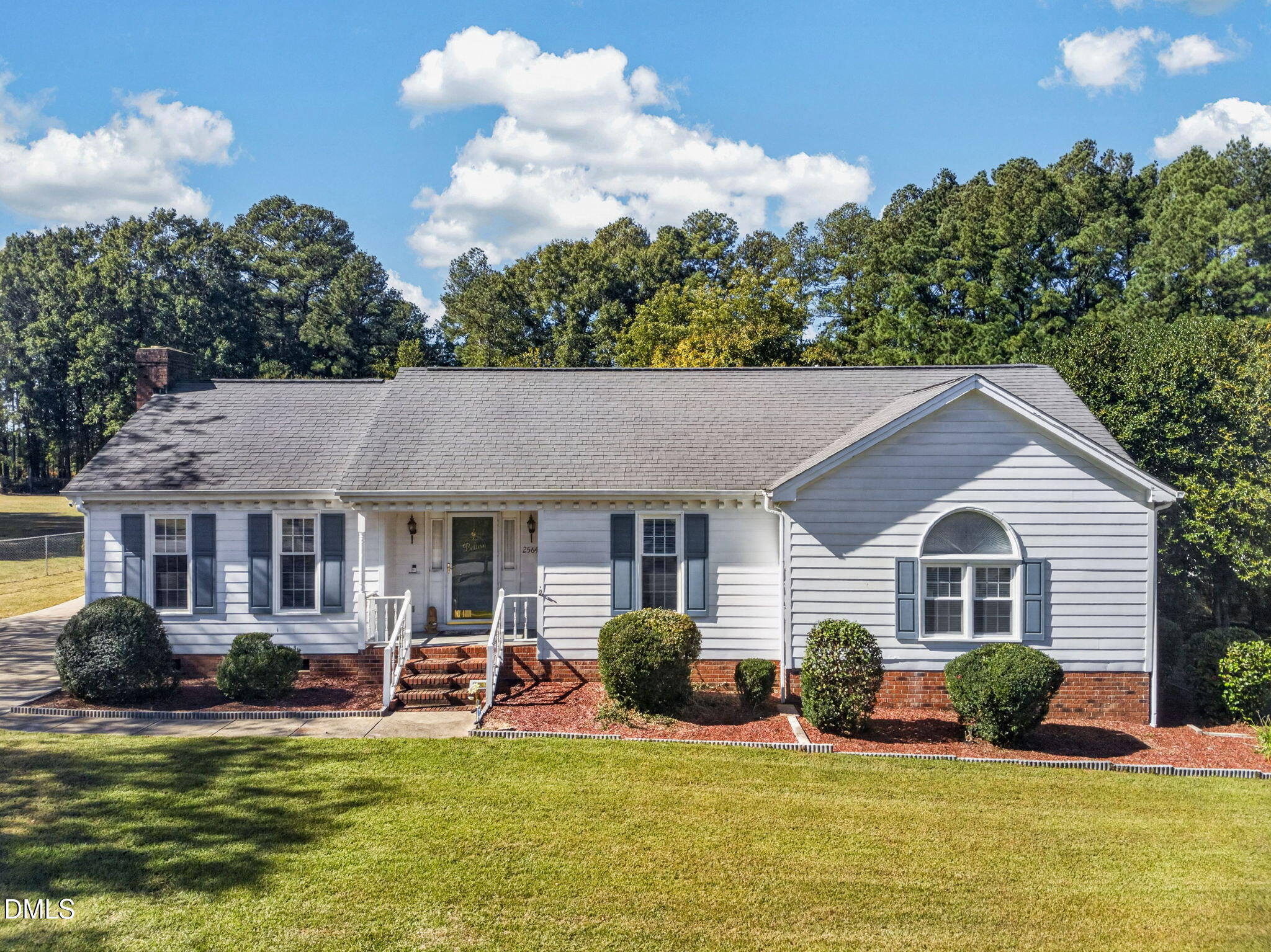 2564 Oakes Plantation Drive — photo
