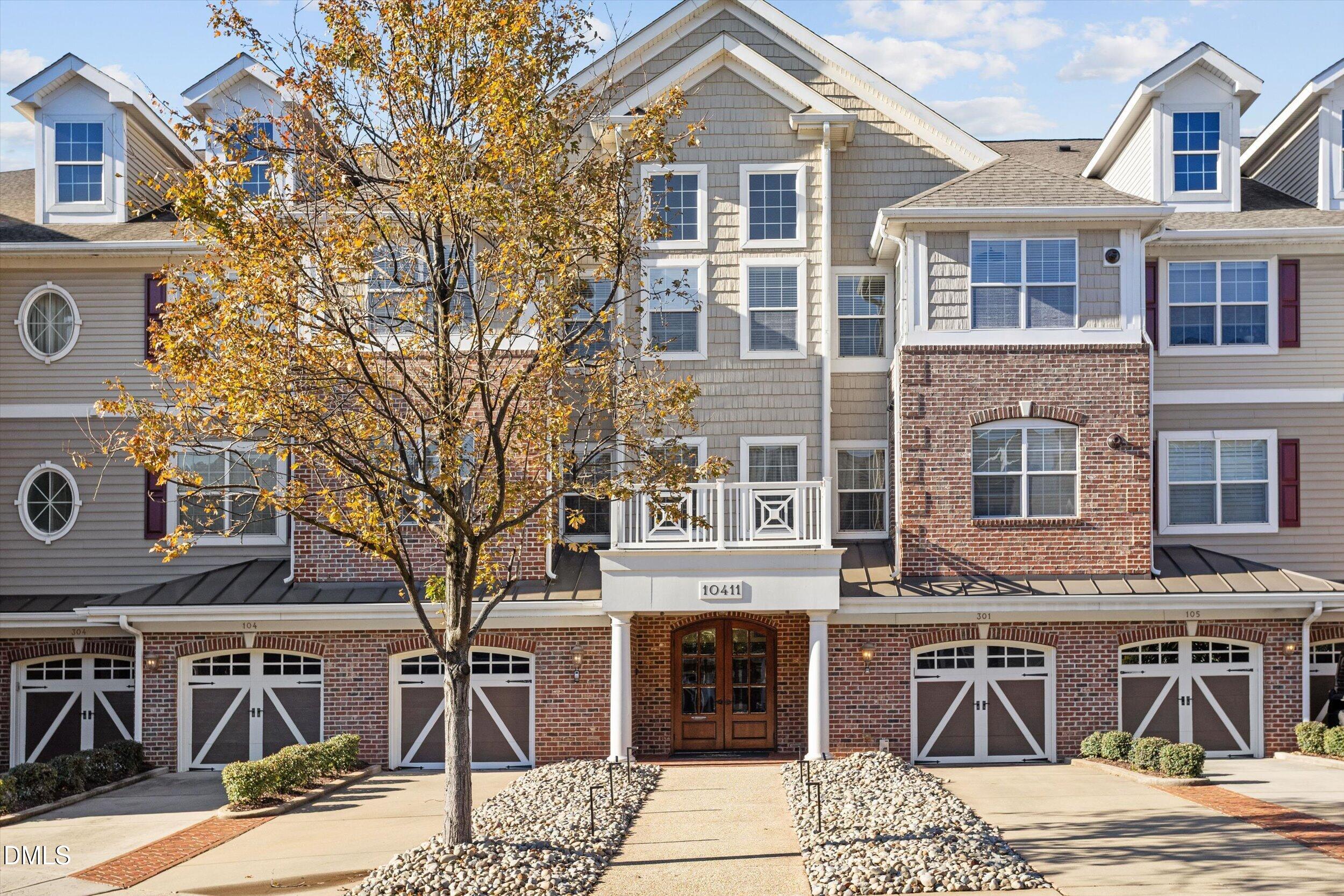 10411 Rosegate Court Unit 306 — photo