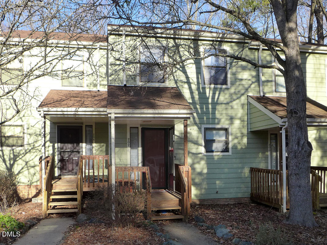 202 Cedarwood Lane — photo