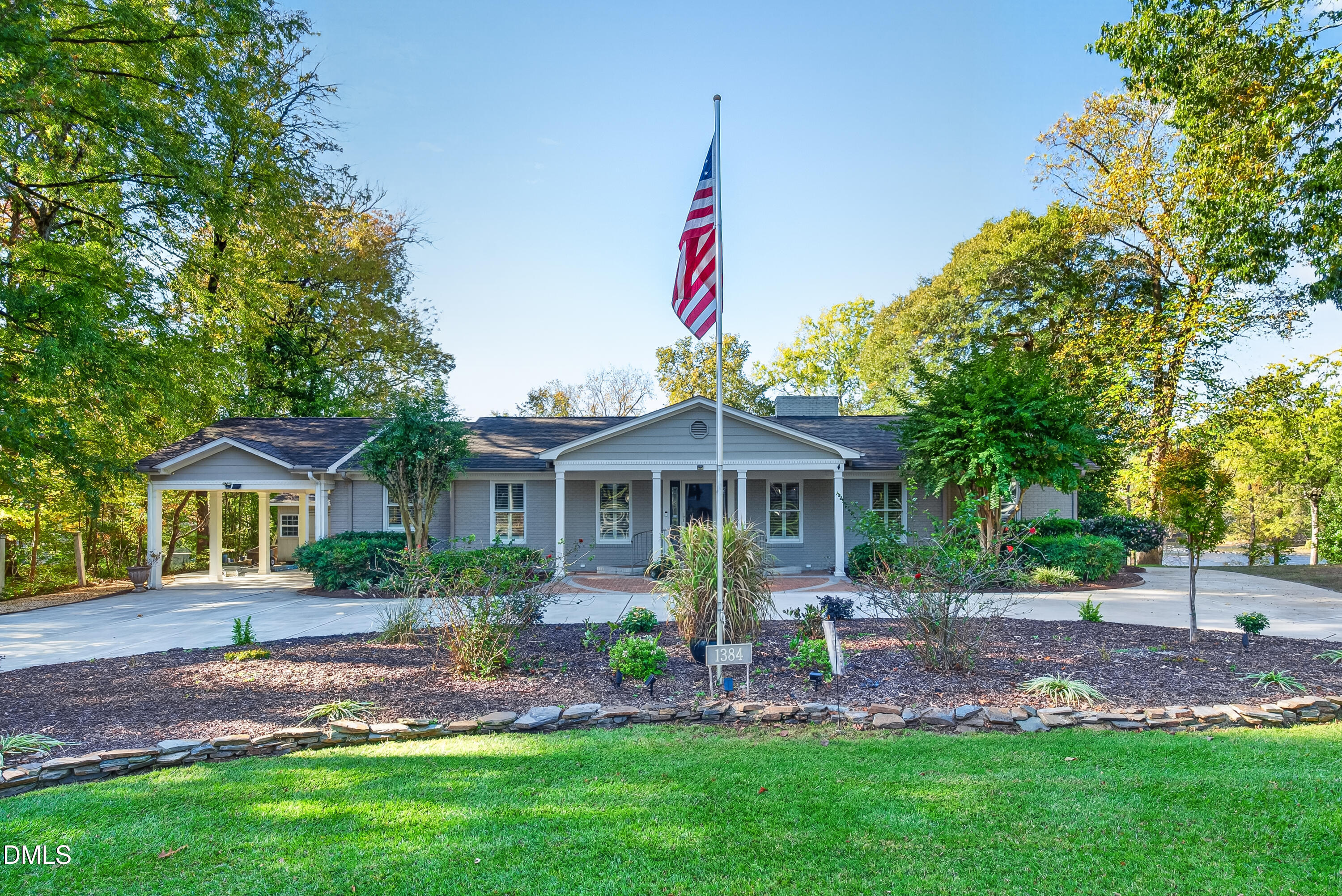 1384 Keith Hills Road — photo