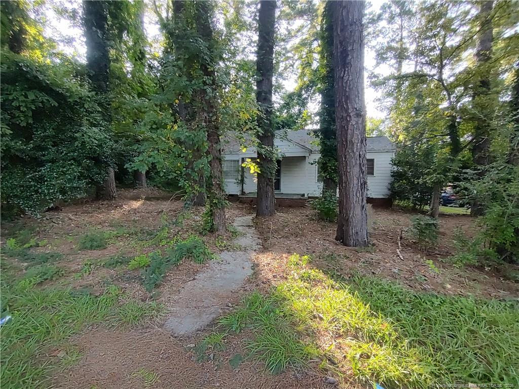 406 Courtland Drive — photo