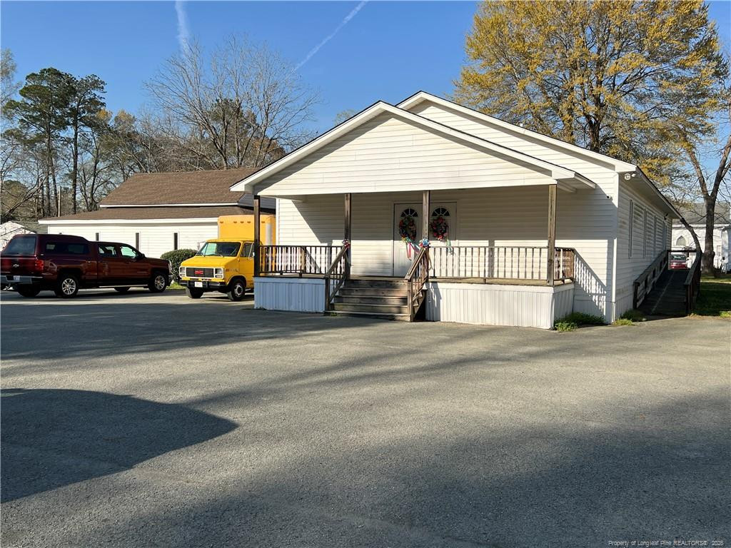 213 E Columbus Street — photo