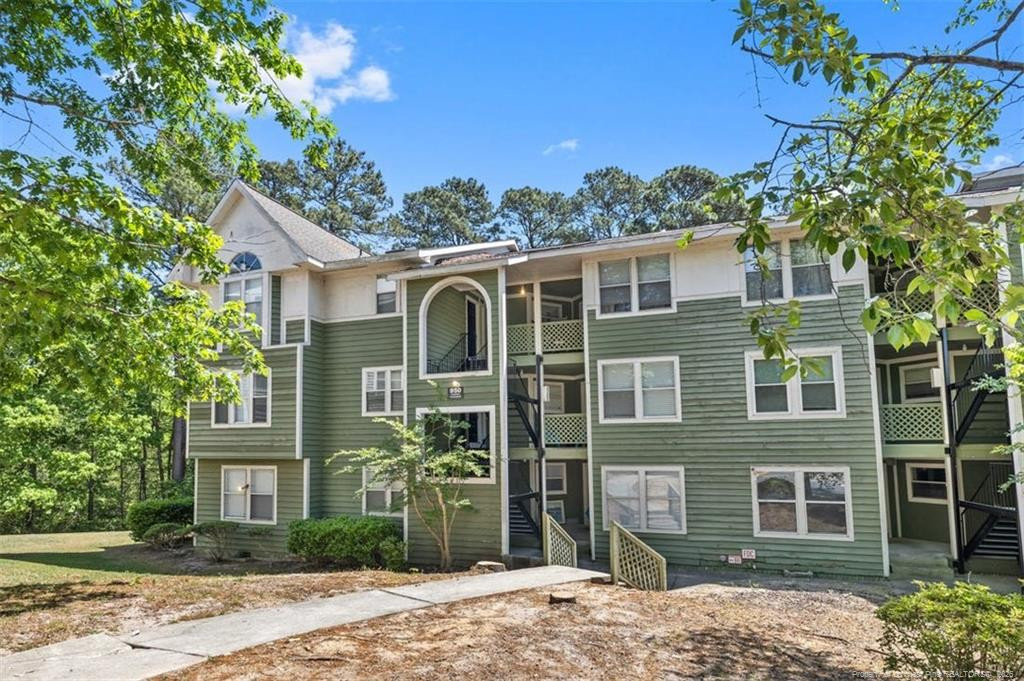 950 Stewarts Creek Drive 9 — photo