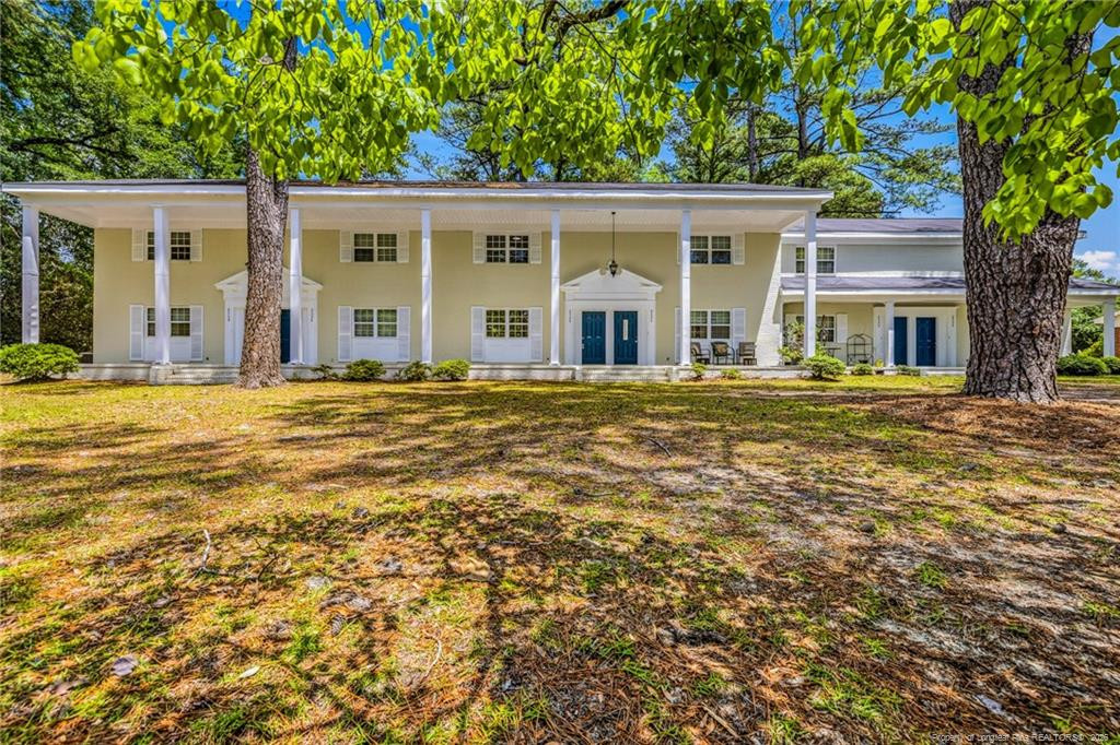 2326 Barrington Circle — photo