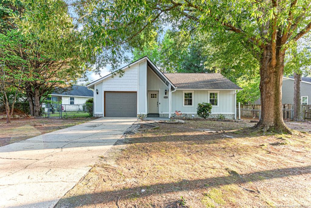 4305 Falls Drive — photo
